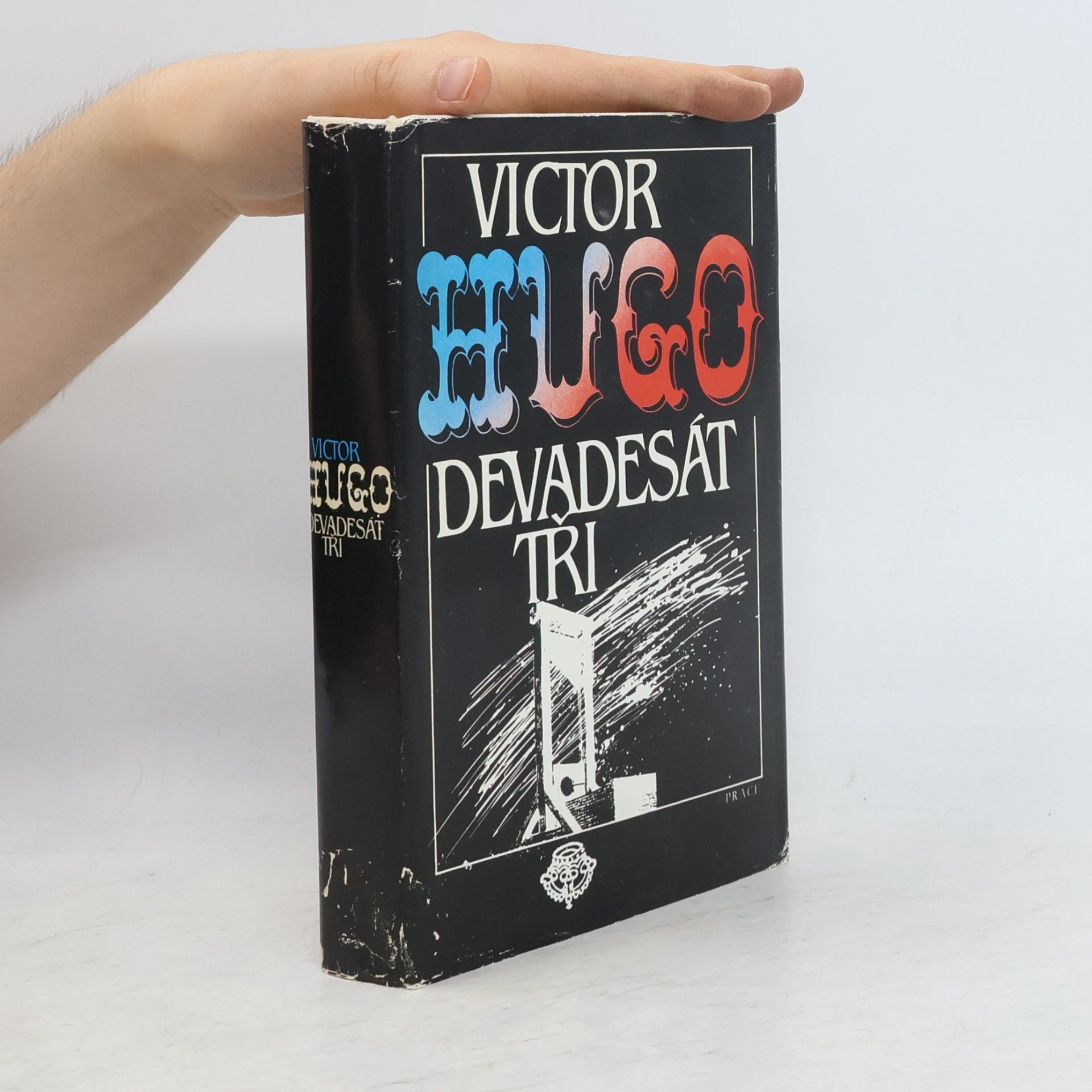 Victor Hugo Devadesát tři