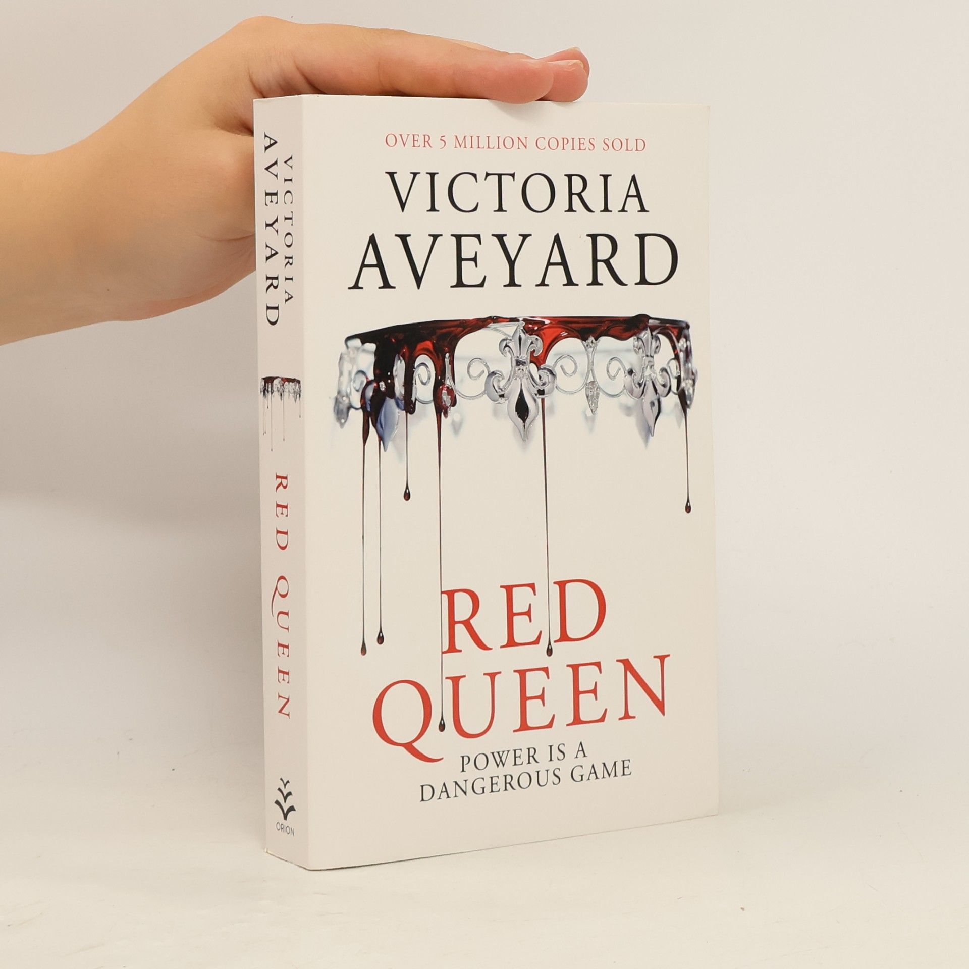 Victoria Aveyard Red Queen
