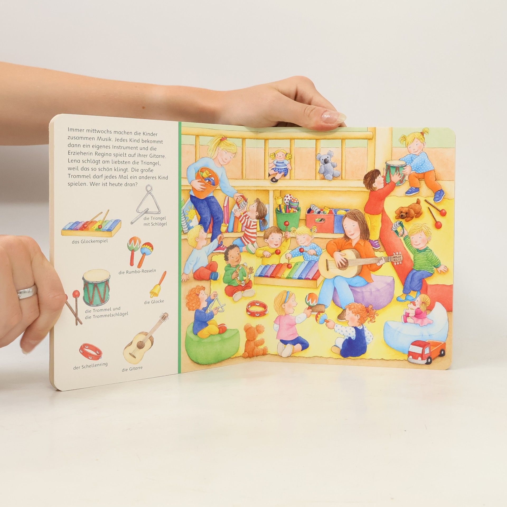 Barbara Jelenkovich Sachen suchen - im Kindergarten