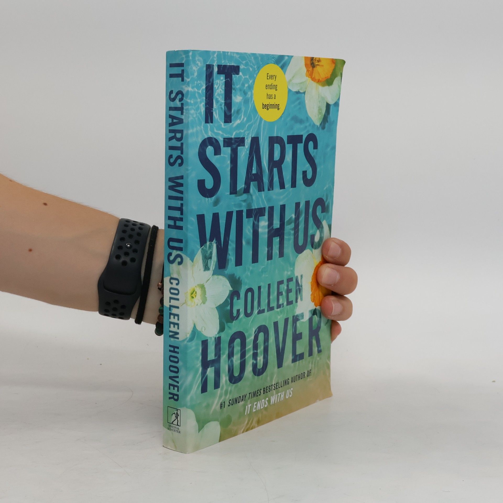 Colleen Hoover It Starts With Us