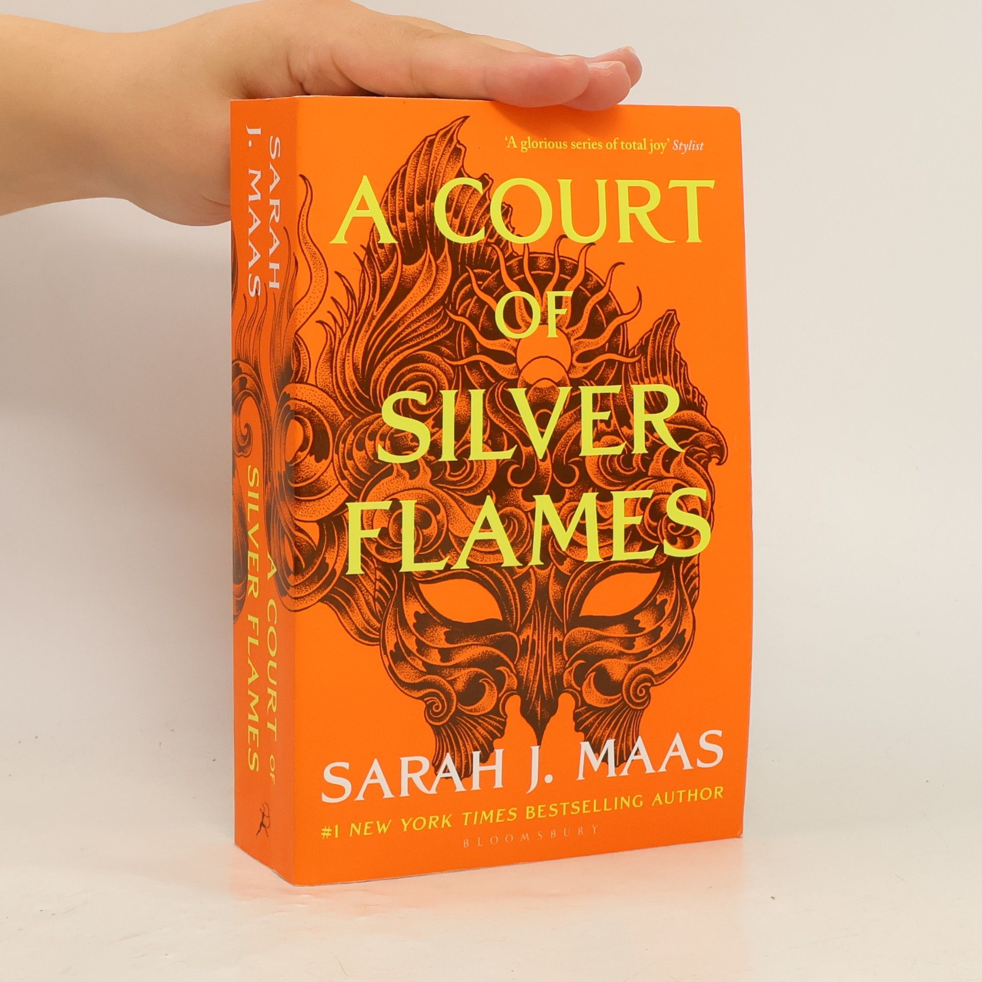 Sarah J. Maas A Court of Silver Flames