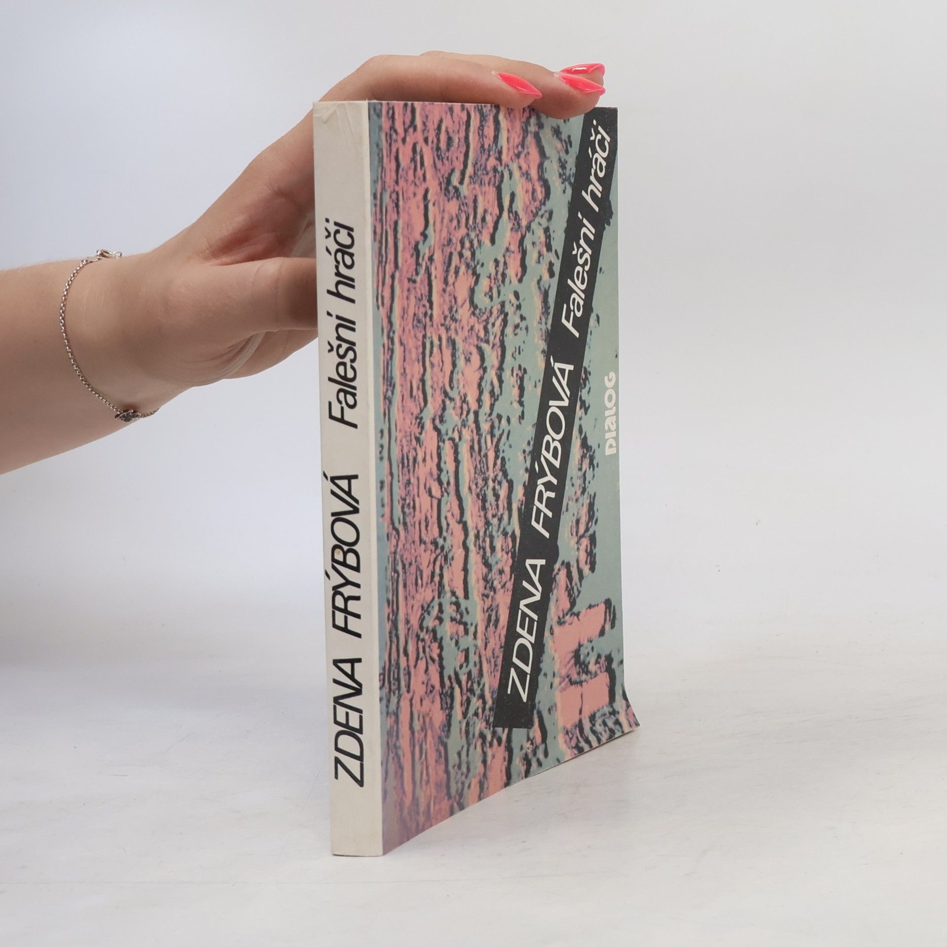 Zdena Frýbová Falešní hráči