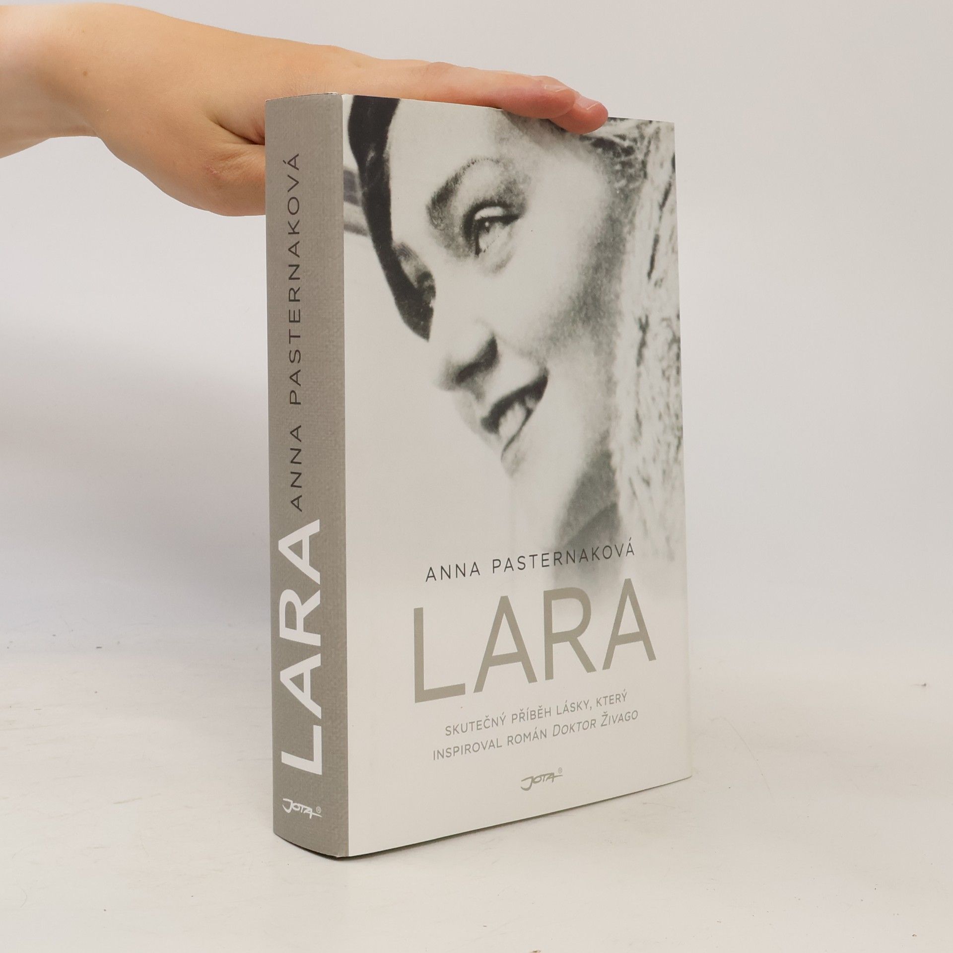 Anna Pasternak Lara