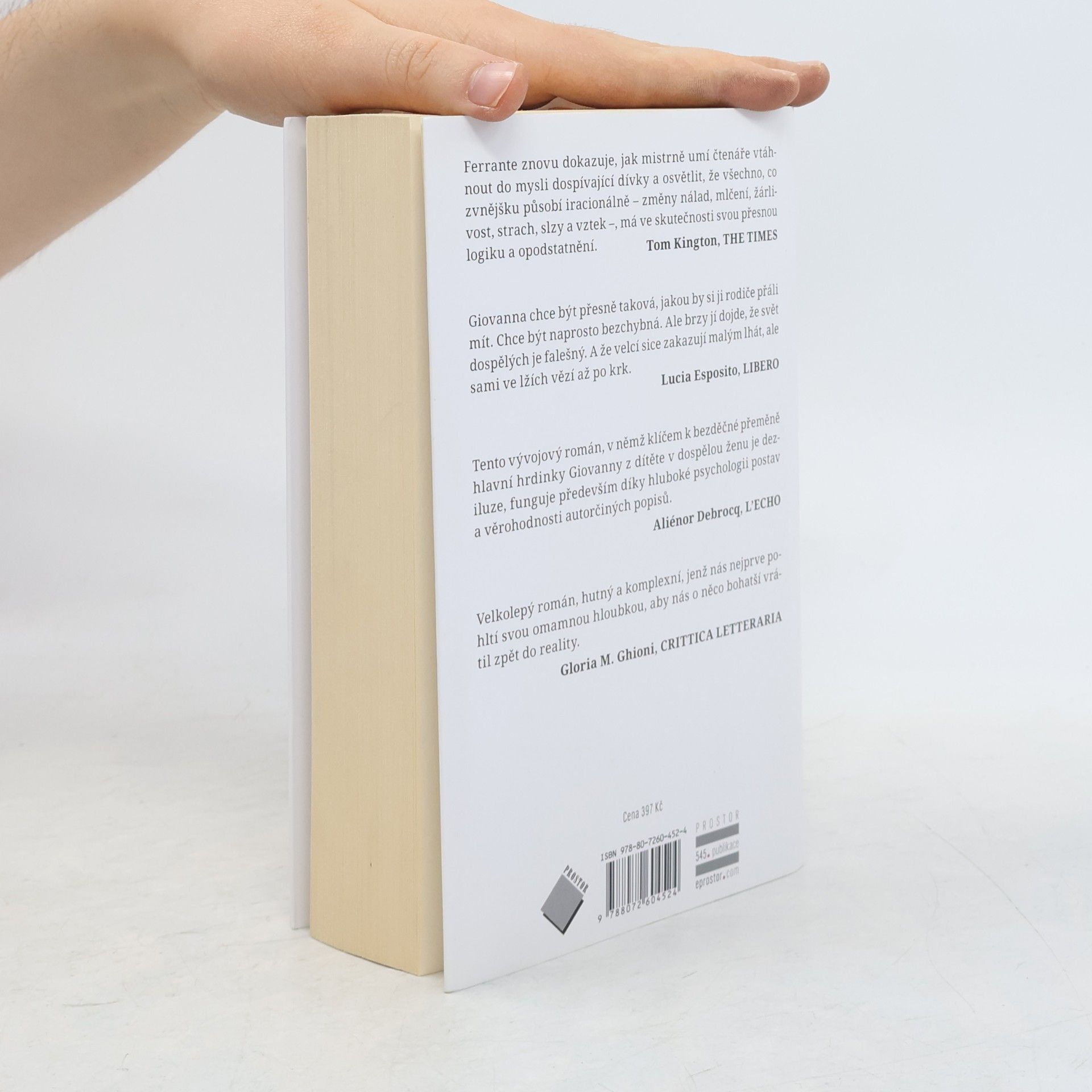 Elena Ferrante Prolhaný život dospělých