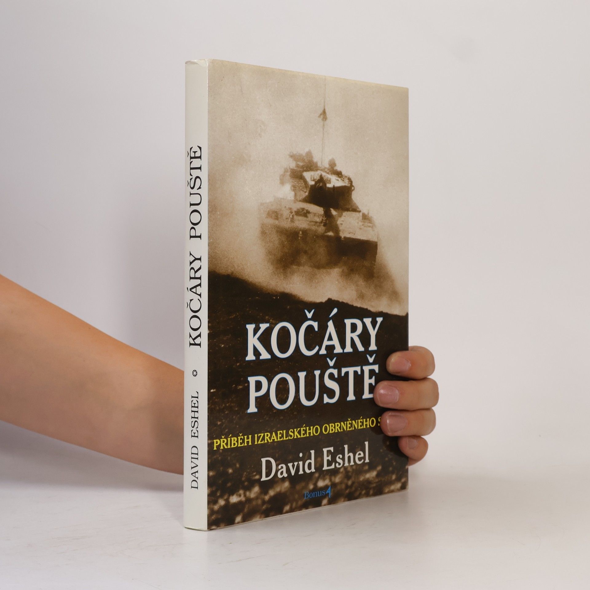 David Eshel Kočáry pouště