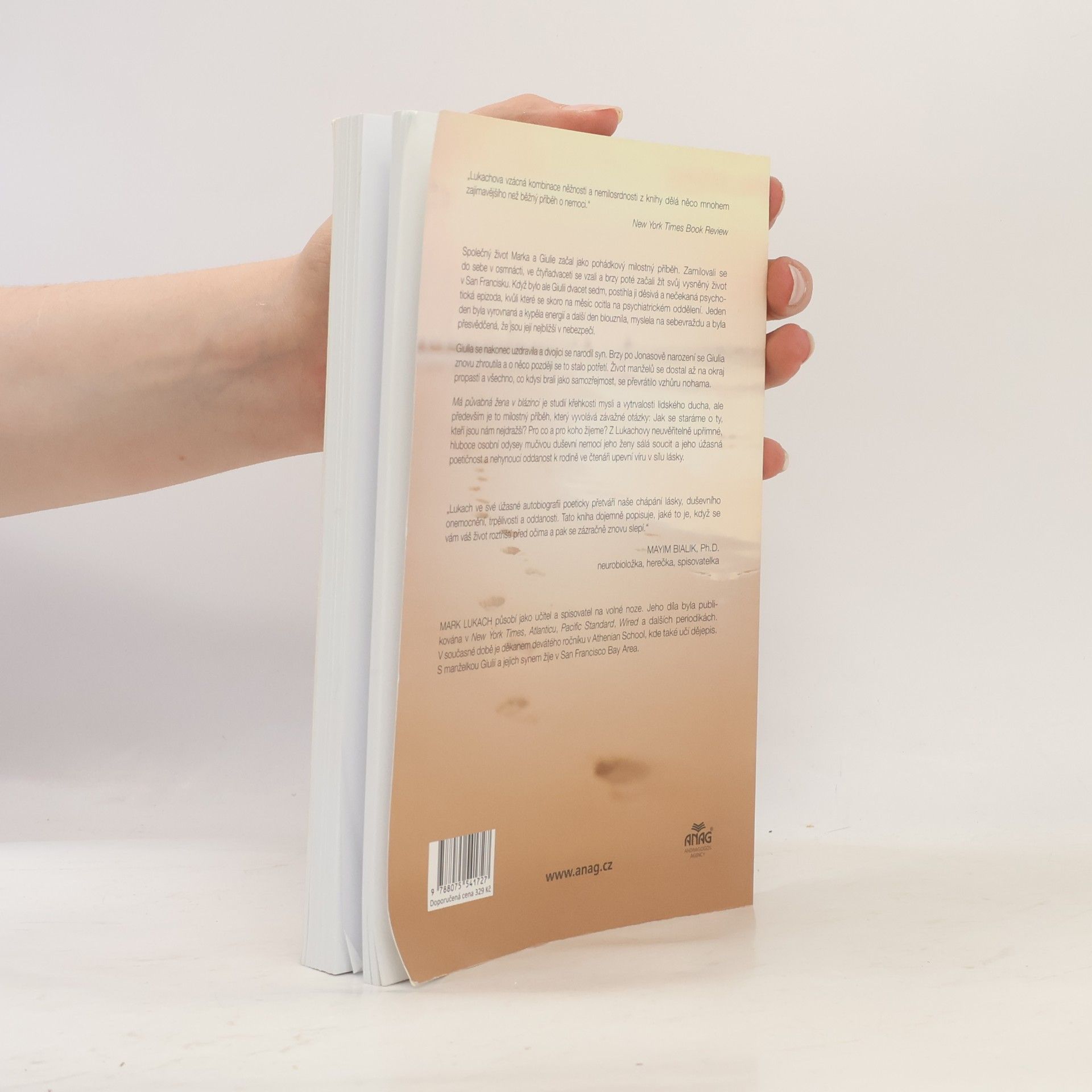 Mark Lukach Má půvabná žena v blázinci : autobiografie