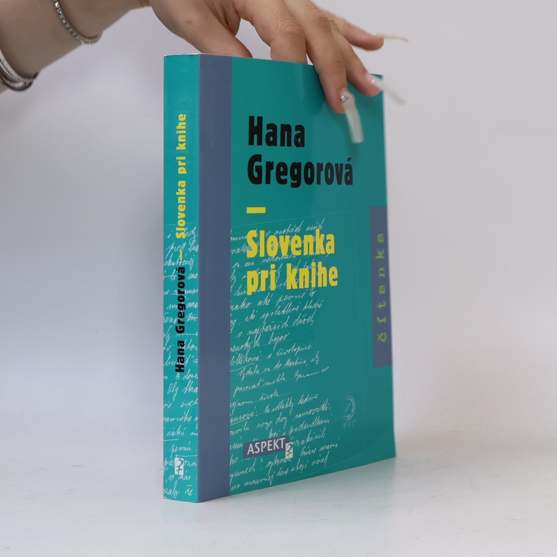 Hana Gregorová Slovenka pri knihe