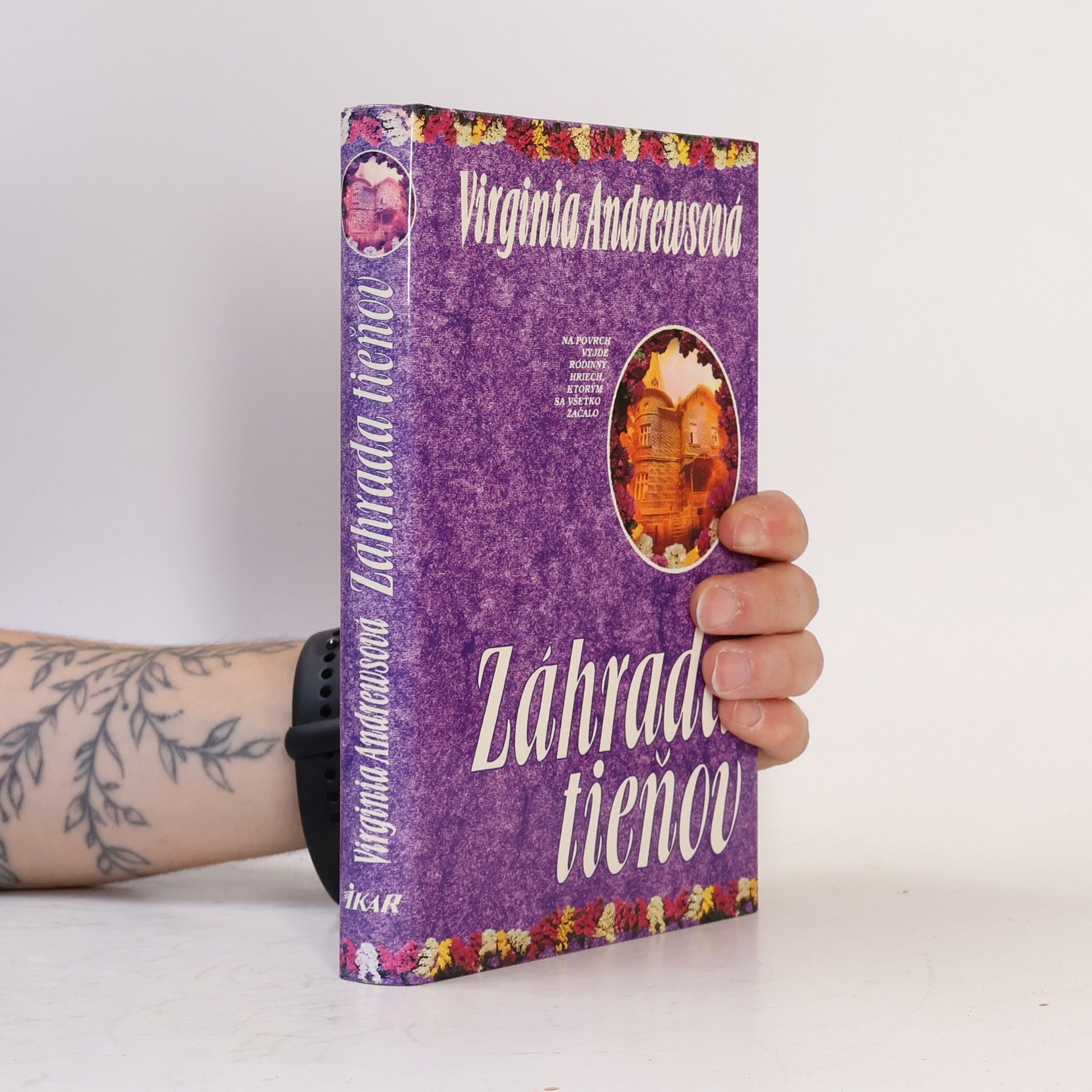 Virginia Cleo Andrews Záhrada tieňov