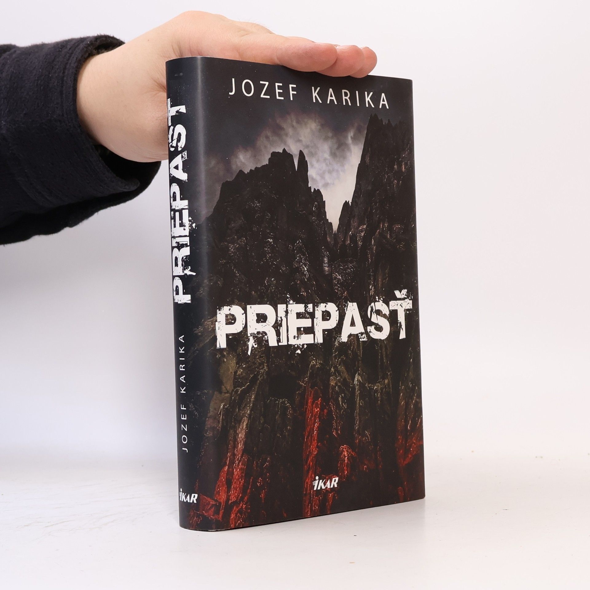 Jozef Karika Priepasť
