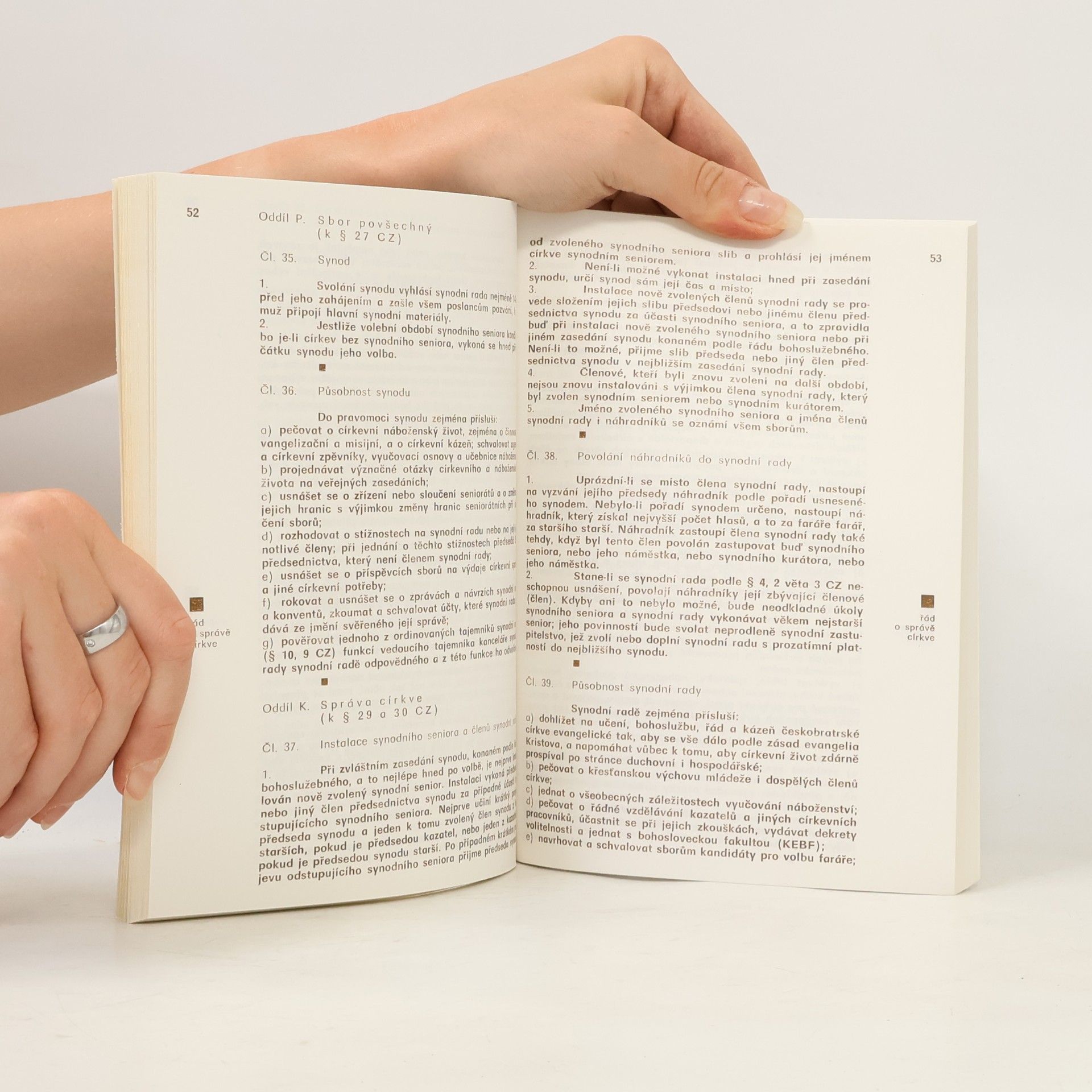 kolektiv Církevní zřízení a řády českobratrské církve evangelické