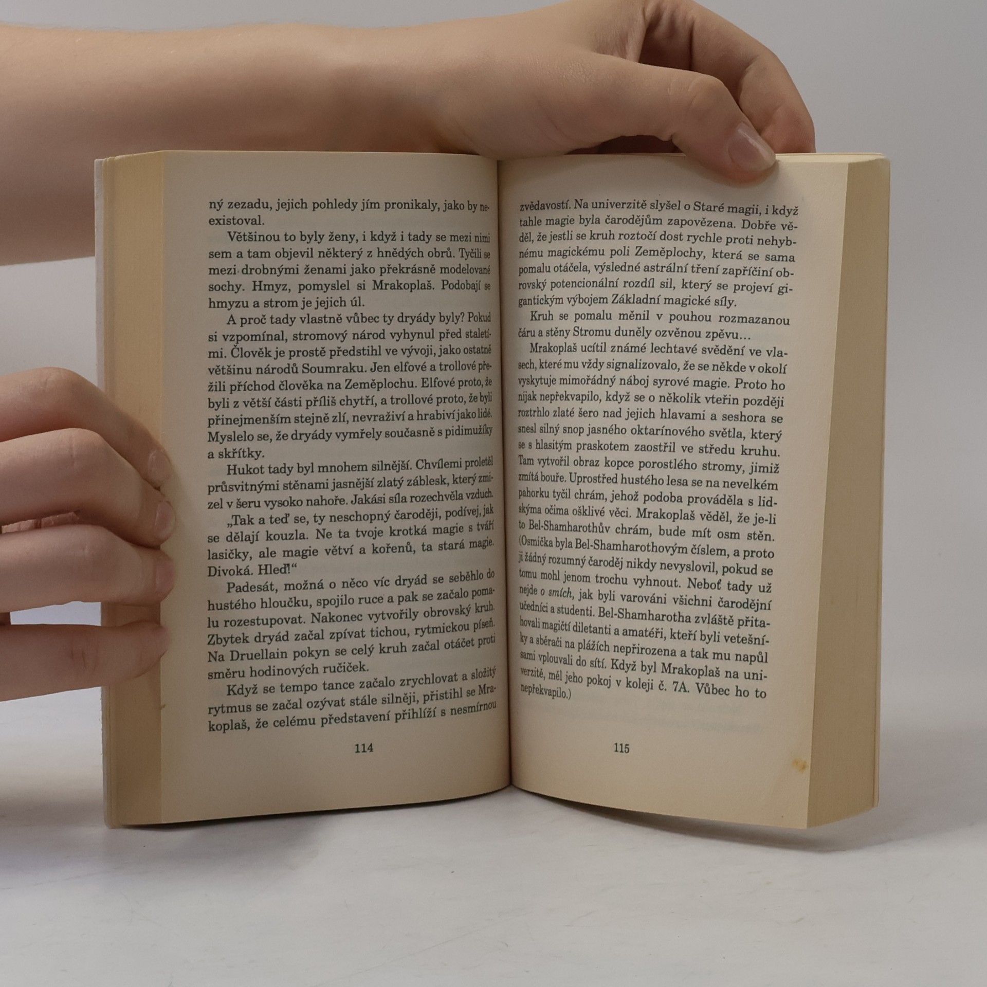 Terry Pratchett Barva kouzel