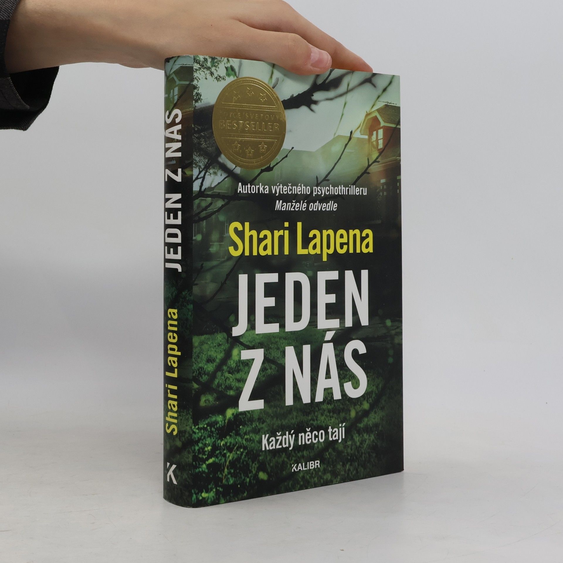 Shari Lapena Jeden z nás