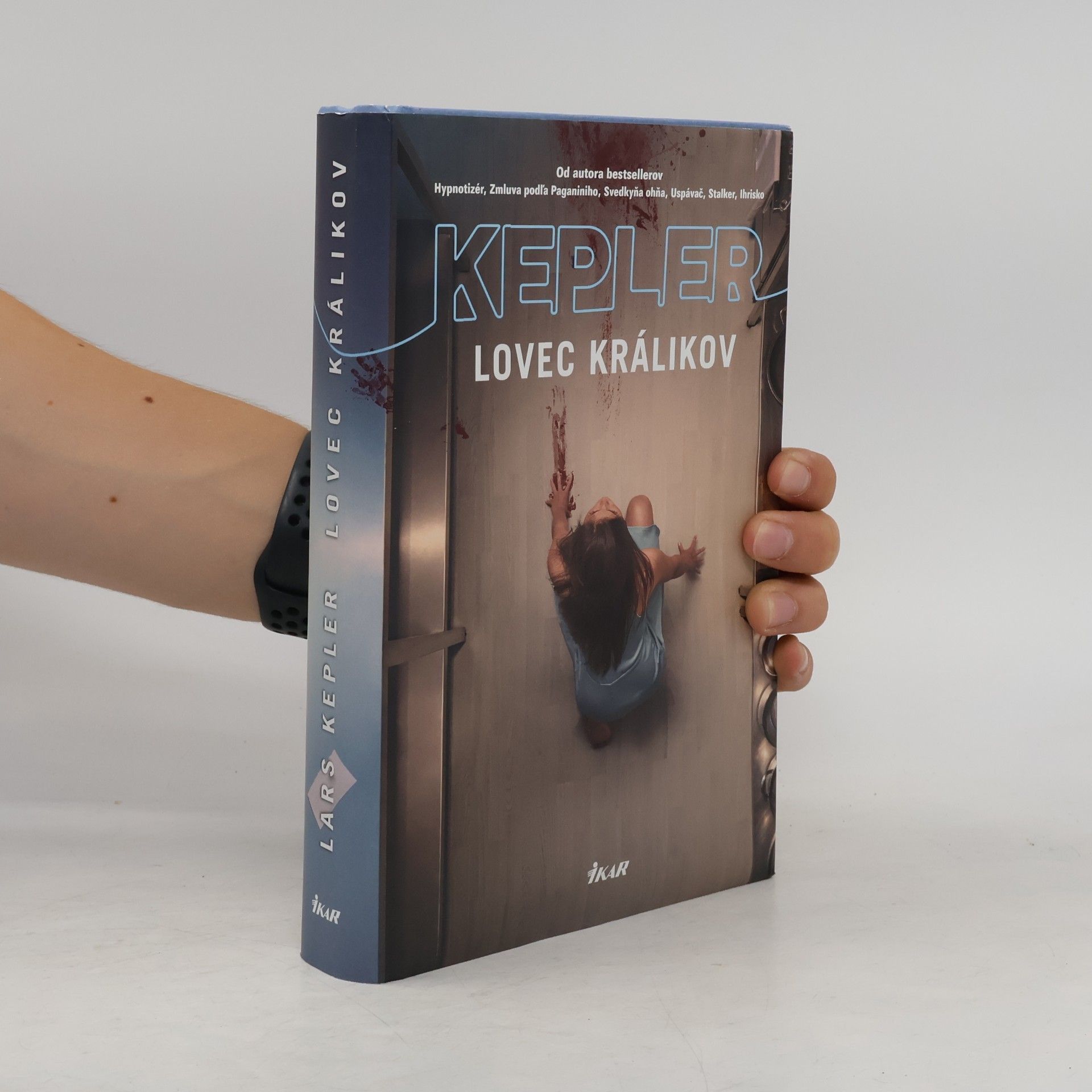 Lars Kepler Lovec králikov