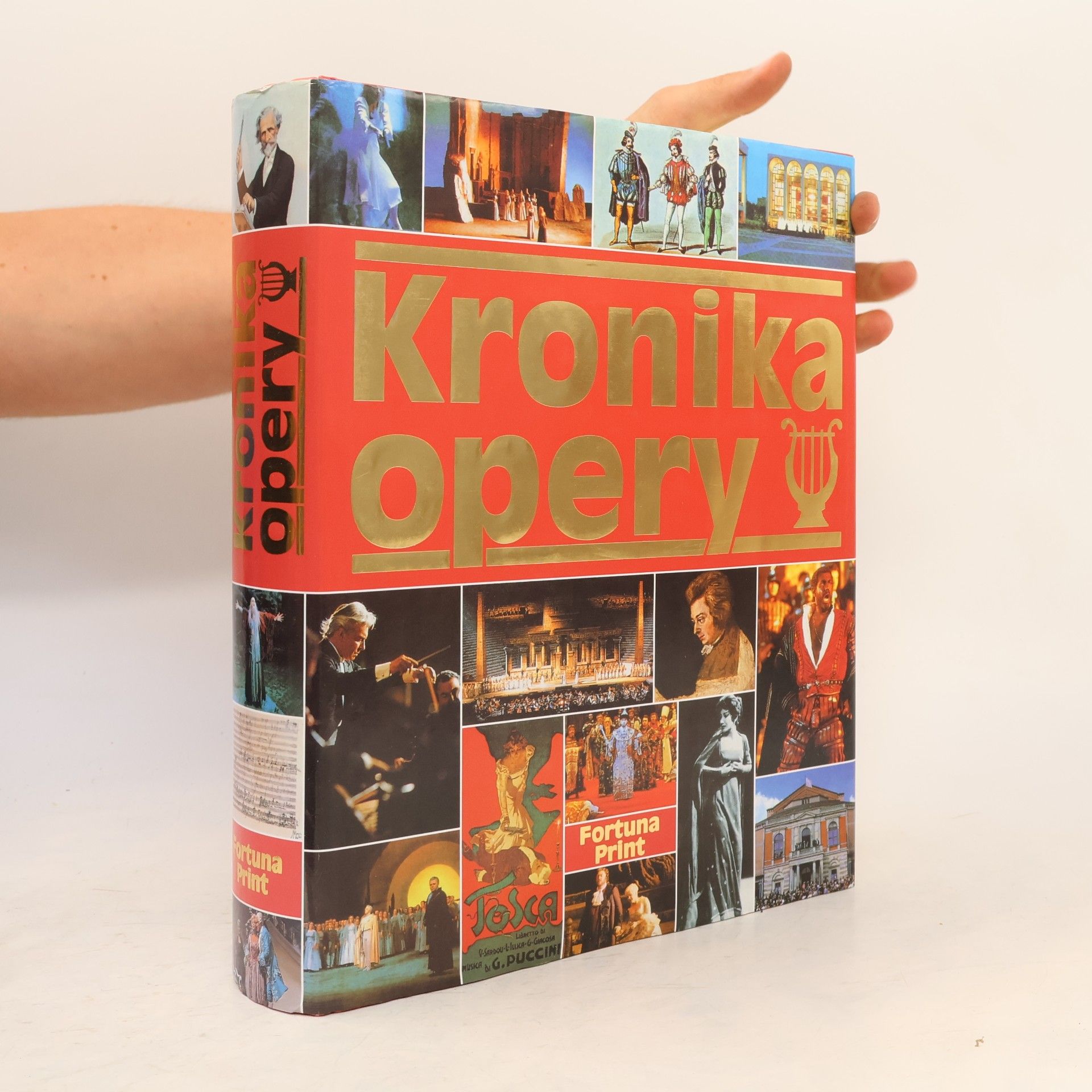Dieter Zöchling Kronika opery