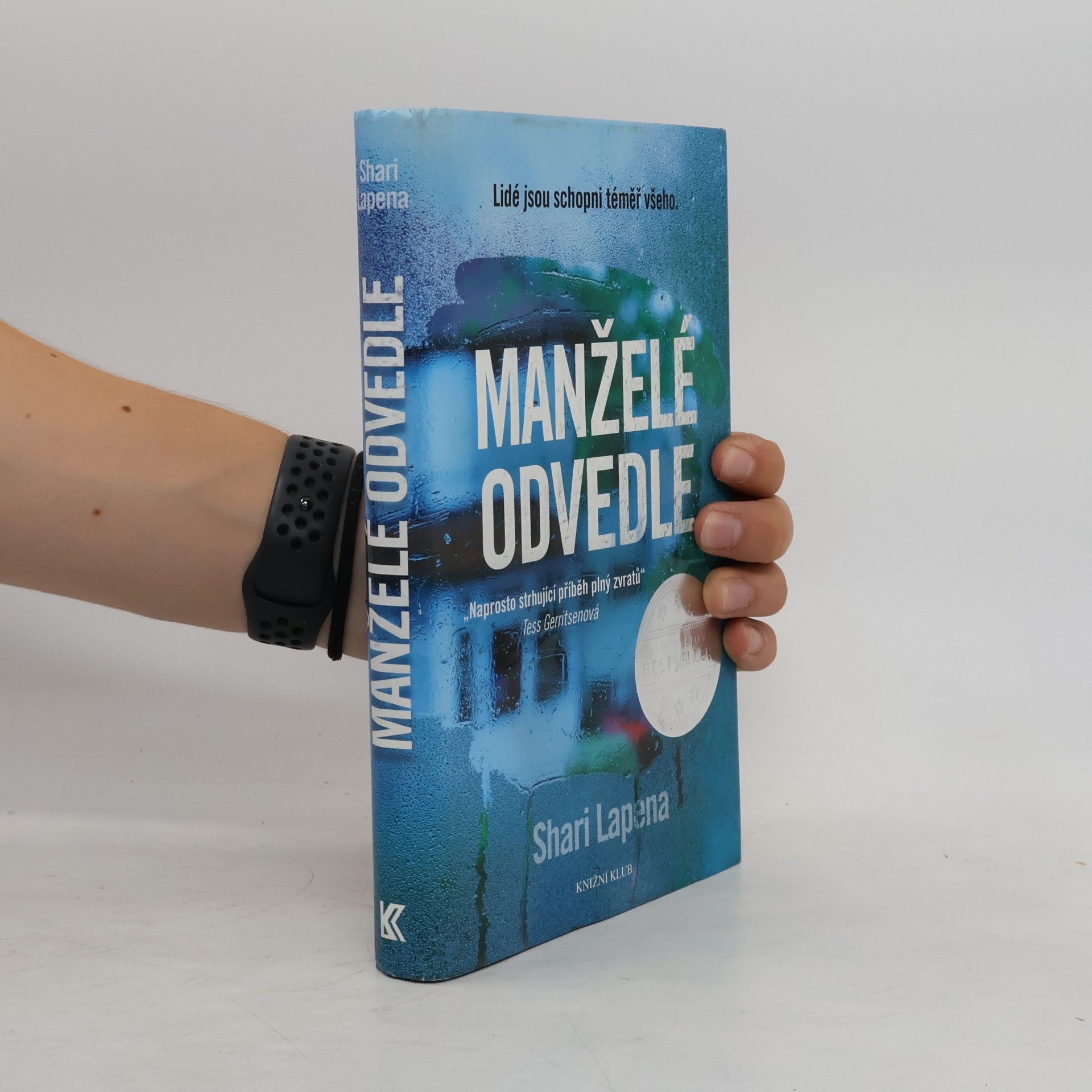Shari Lapena Manželé odvedle