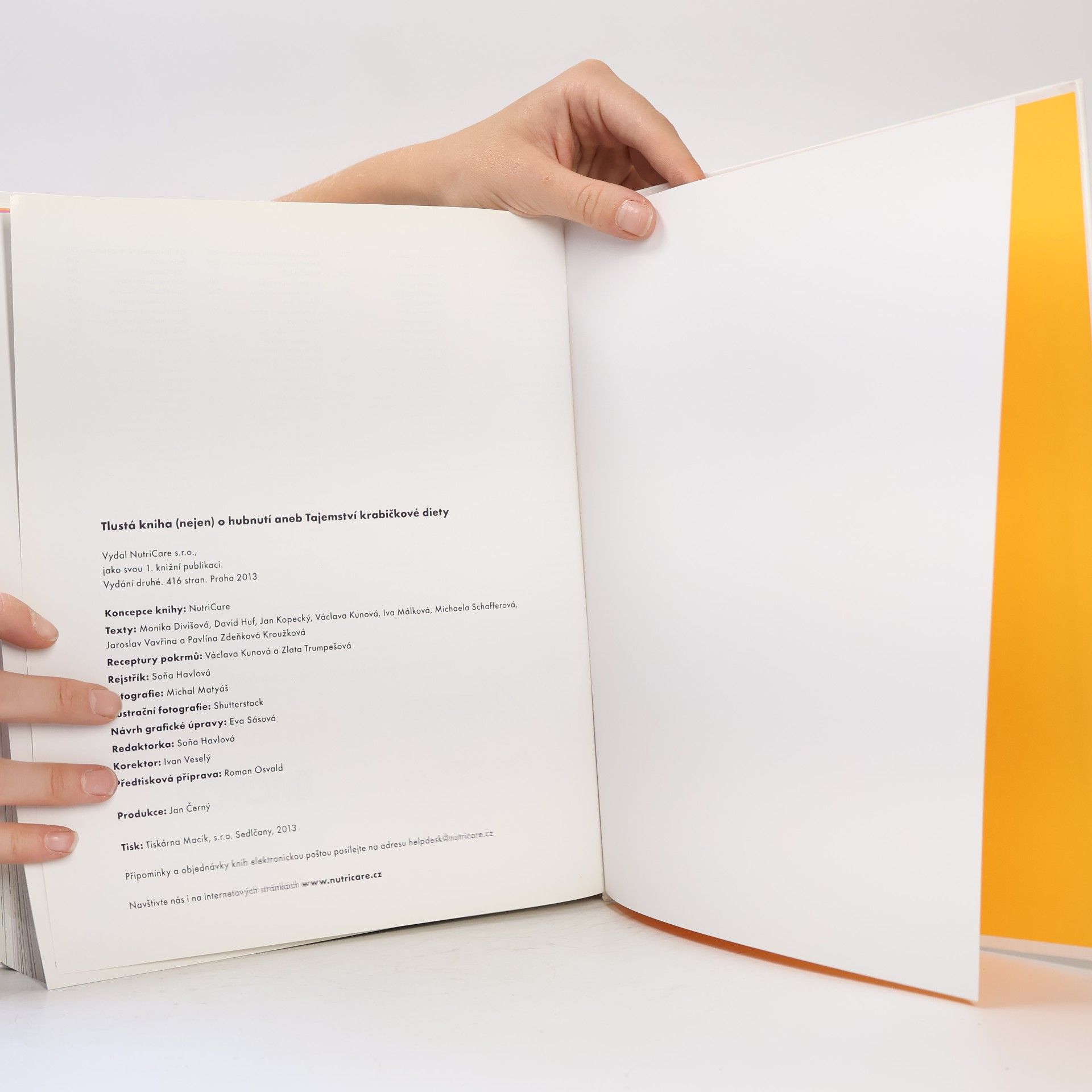 Various authors Tlustá kniha (nejen) o hubnutí