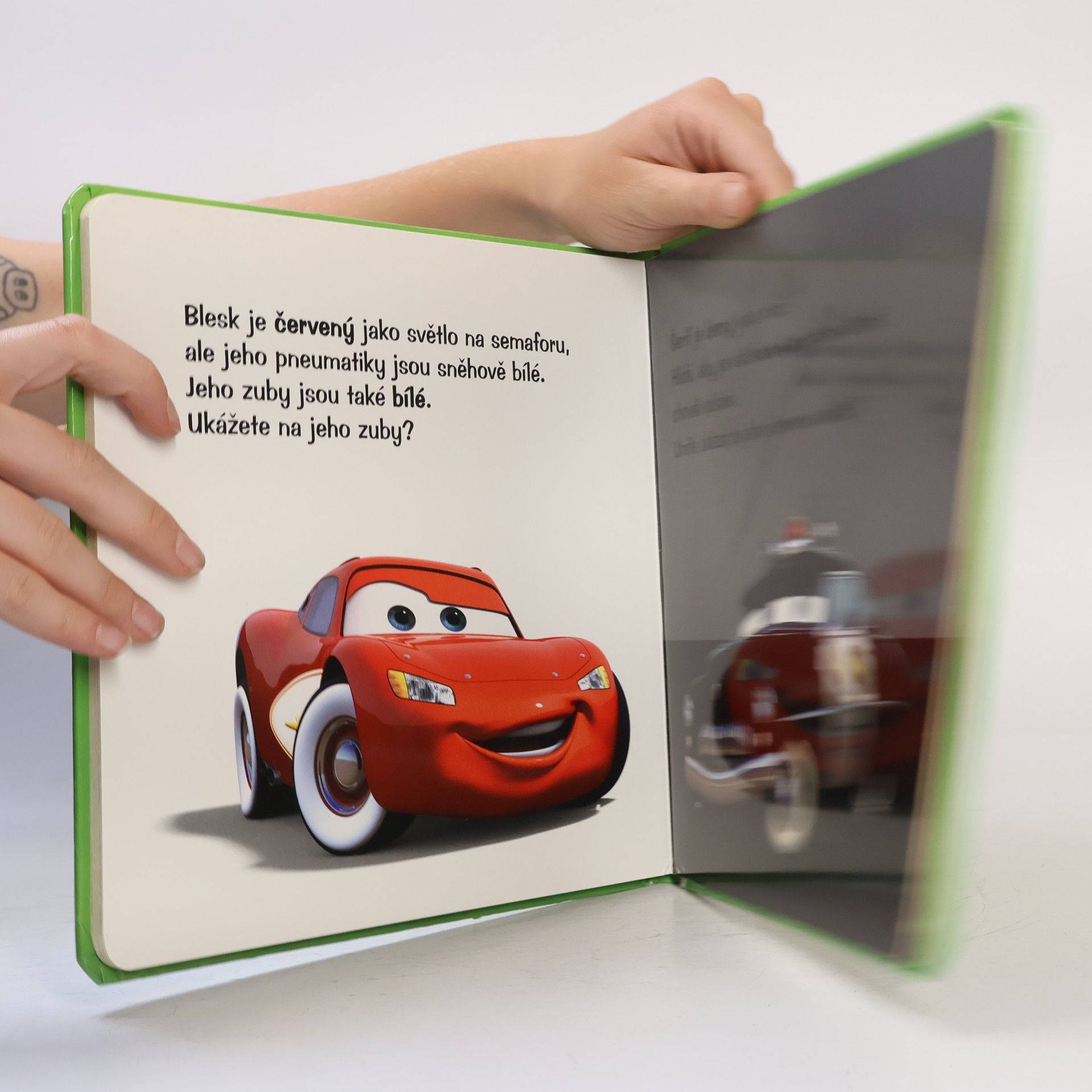 Walt Disney Auta - Barevná auta