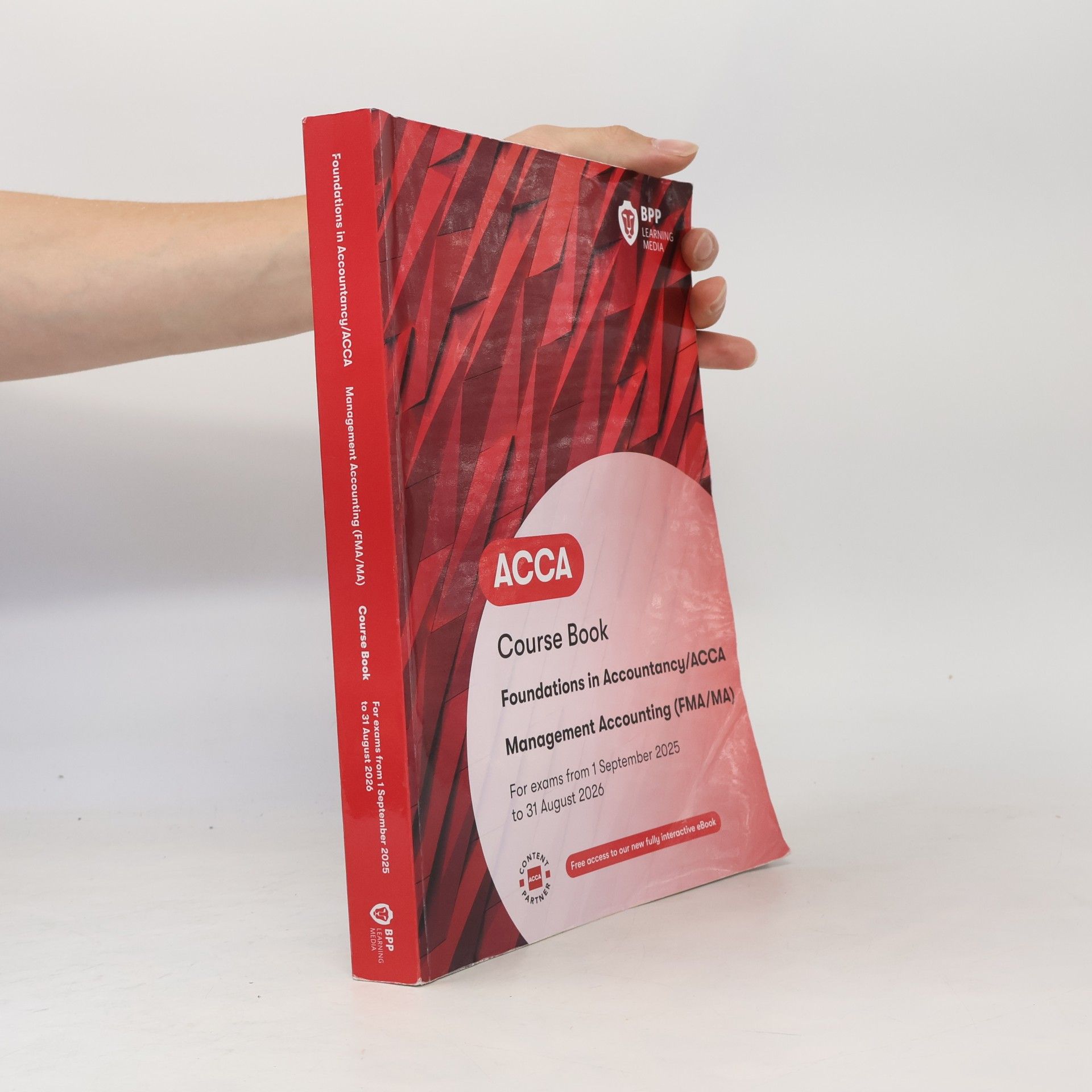 Autores varios FIA Foundations in Management Accounting FMA (ACCA F2)