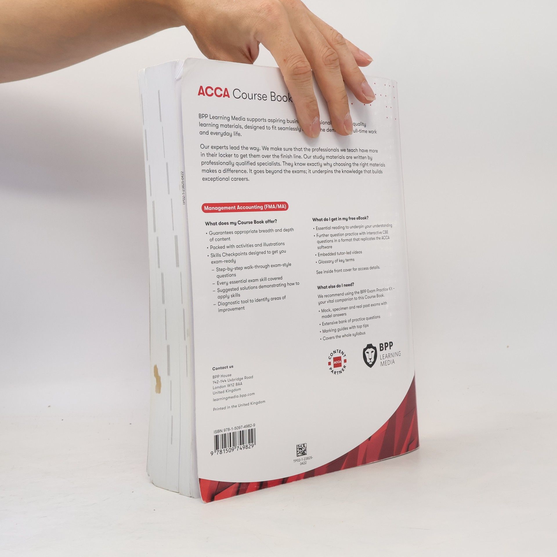 Autores varios FIA Foundations in Management Accounting FMA (ACCA F2)