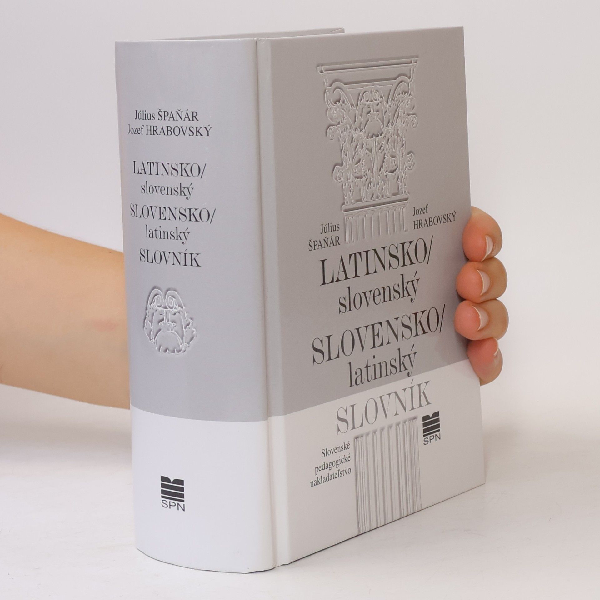 Jozef Hrabovský Latinsko-slovenský a slovensko-latinský slovník