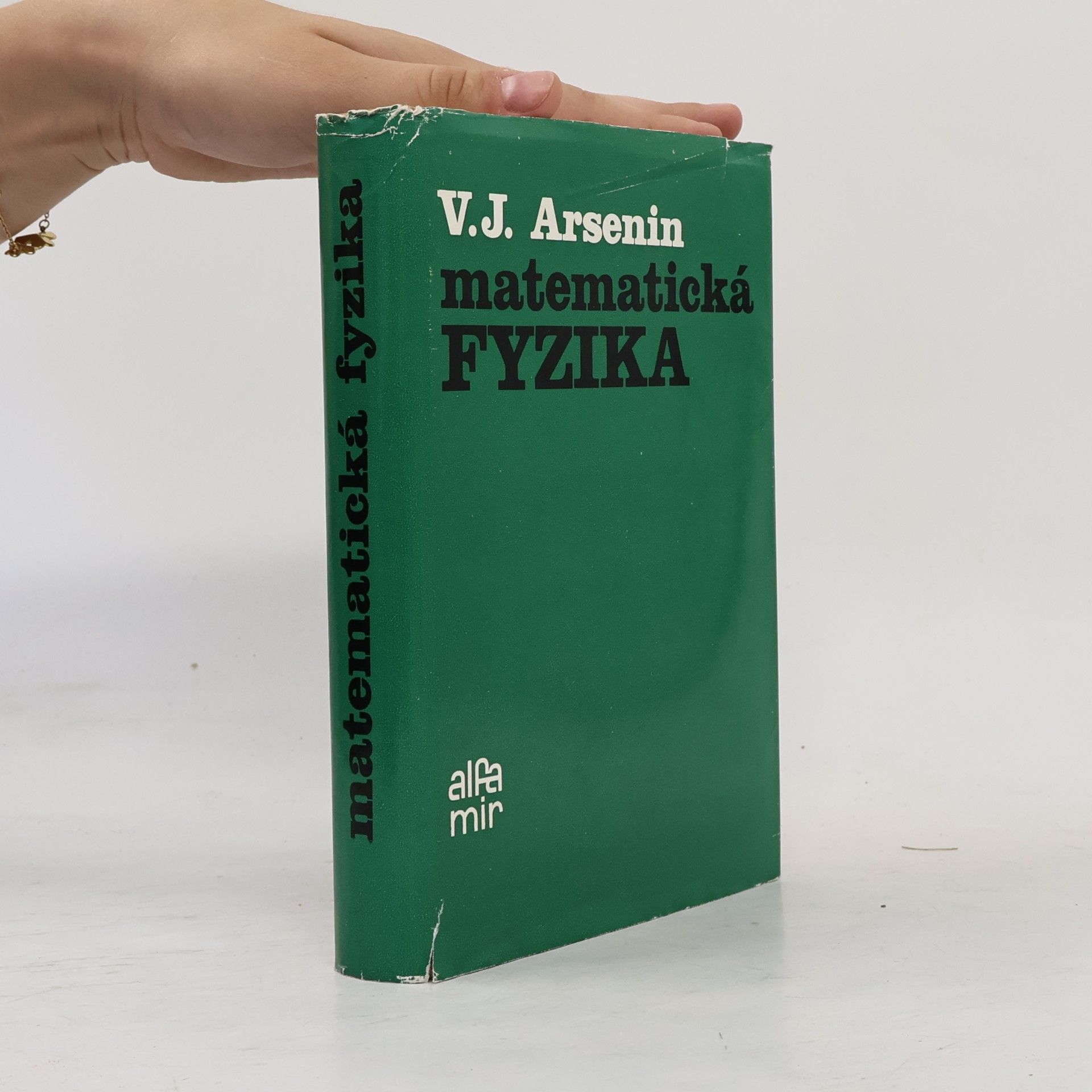 V. J. Arsenin Matematická fyzika
