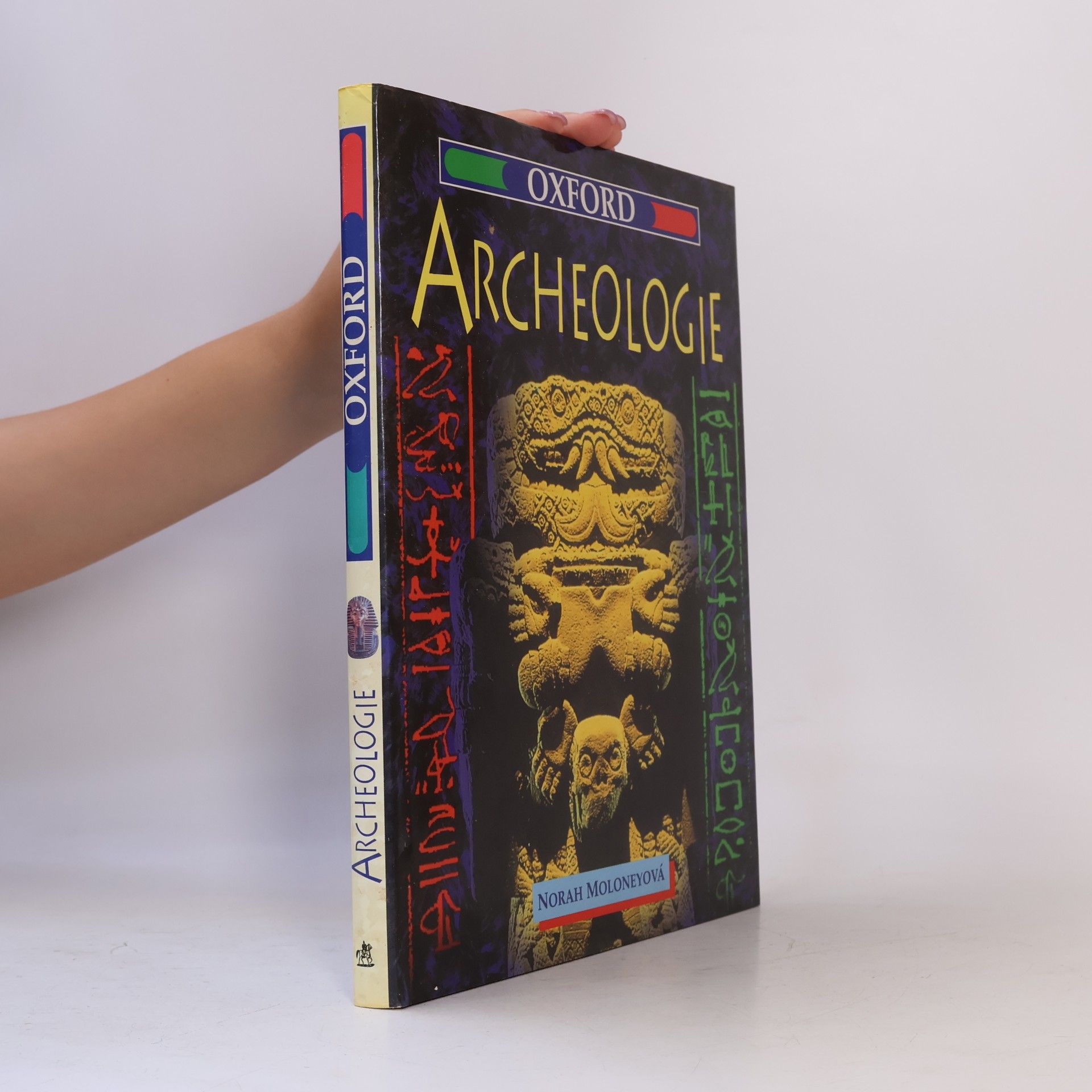Norah Moloney Archeologie