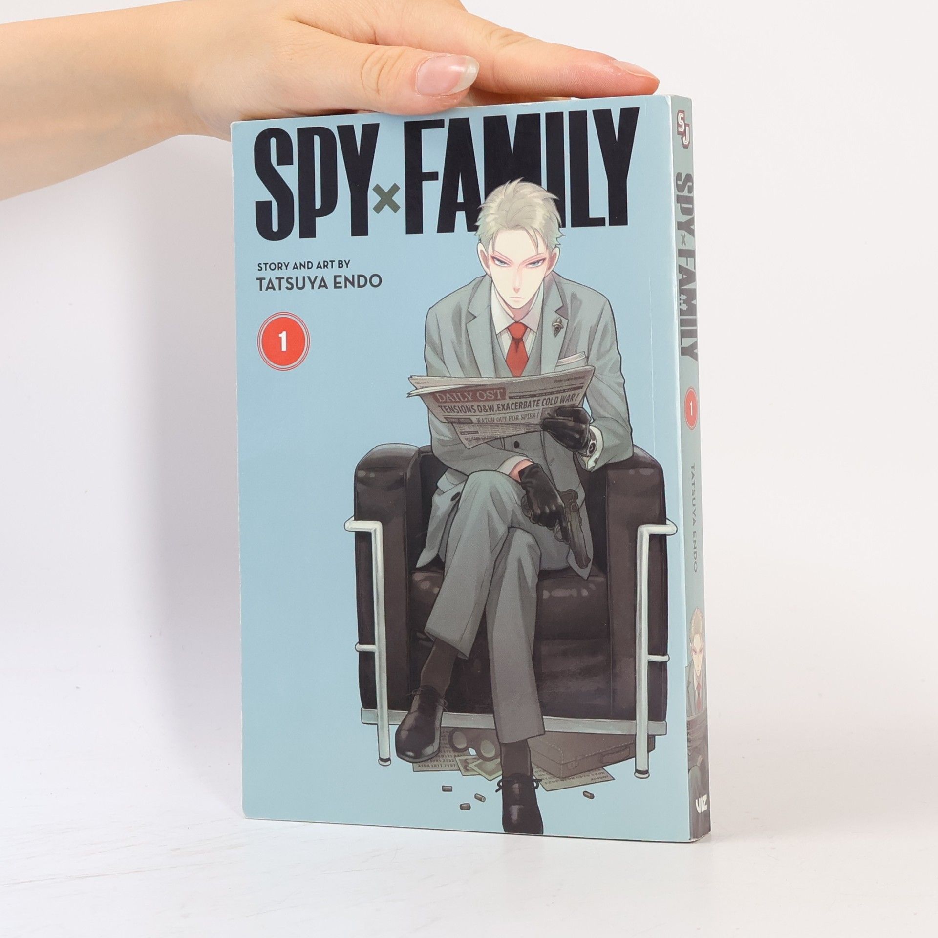 Tacuja Endó Spy x Family, Vol. 1