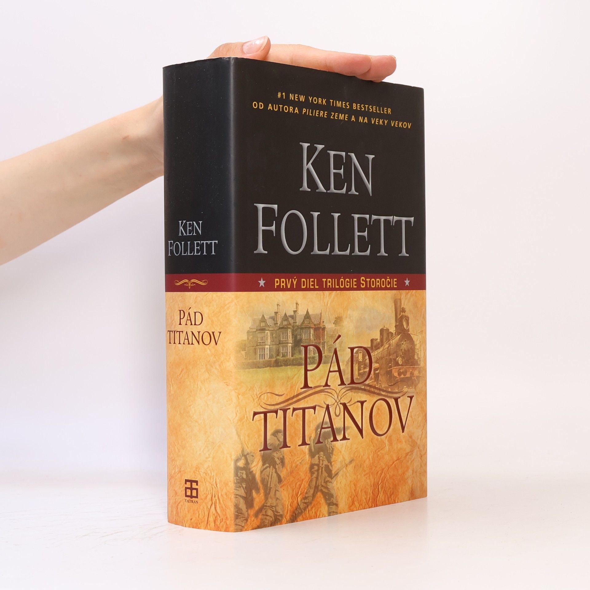 Ken Follett Pád titanov