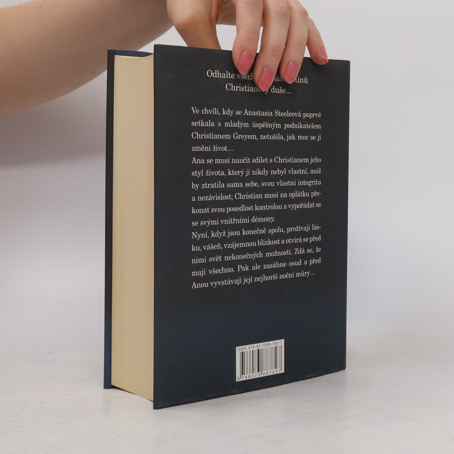 E. L. James Padesát odstínů svobody