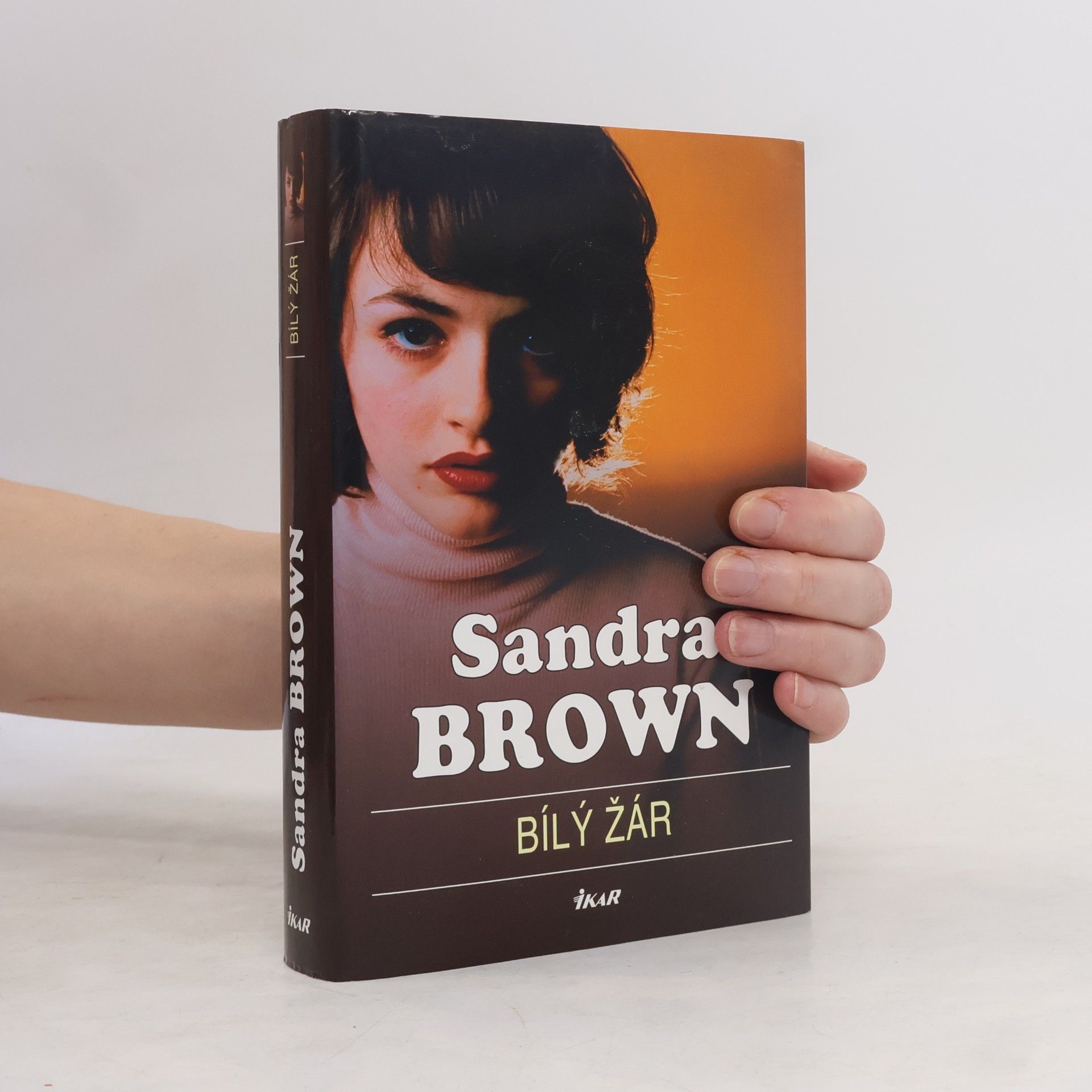 Sandra Brown Bílý žár
