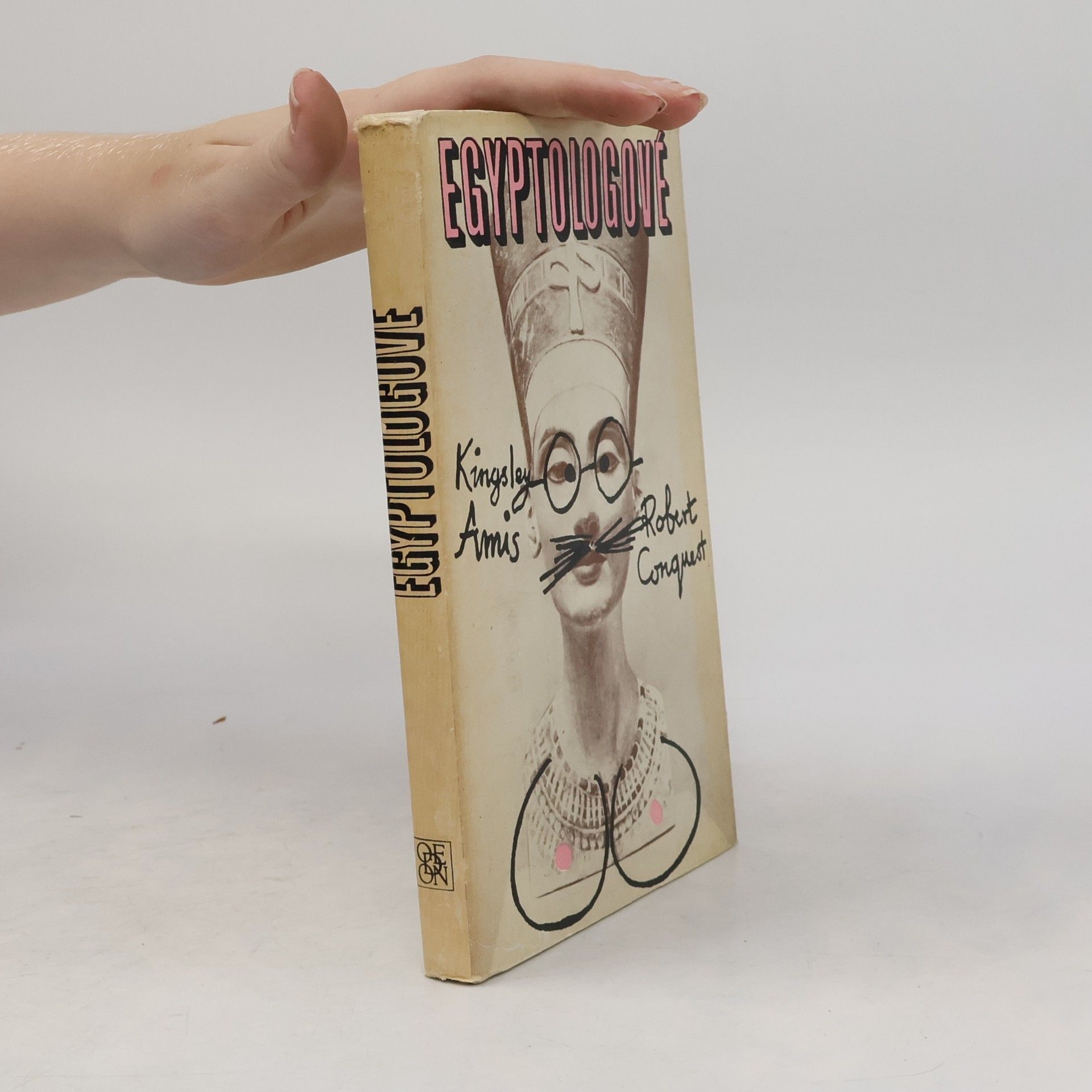 Kingsley Amis Egyptologové
