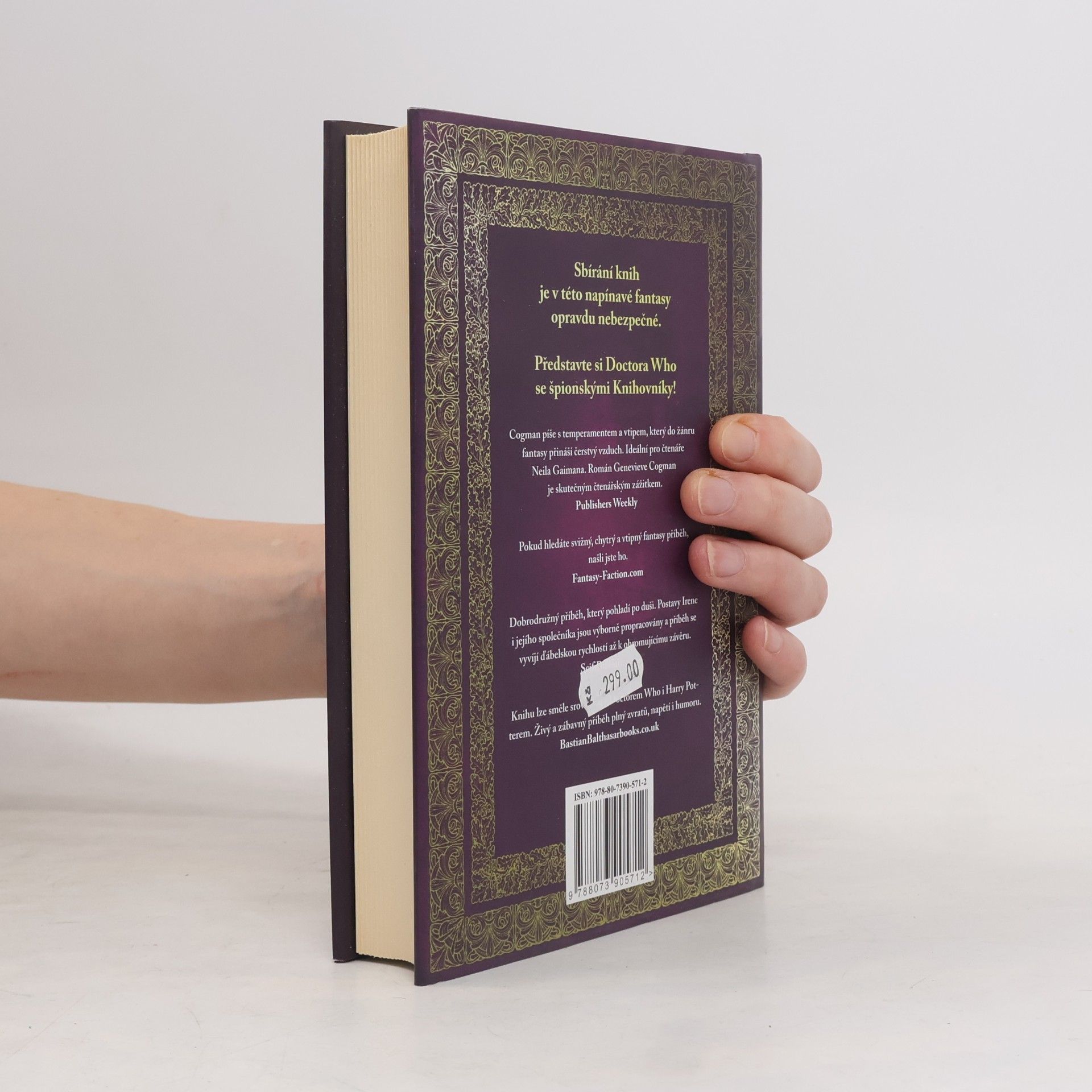 Genevieve Cogman Neviditelná knihovna
