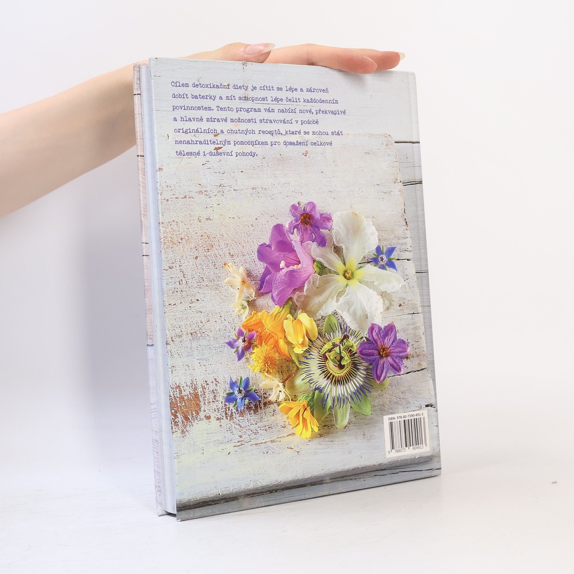 Cinzia Trenchi Detox. Recepty a tipy, jak najít rovnováhu a zdravý život