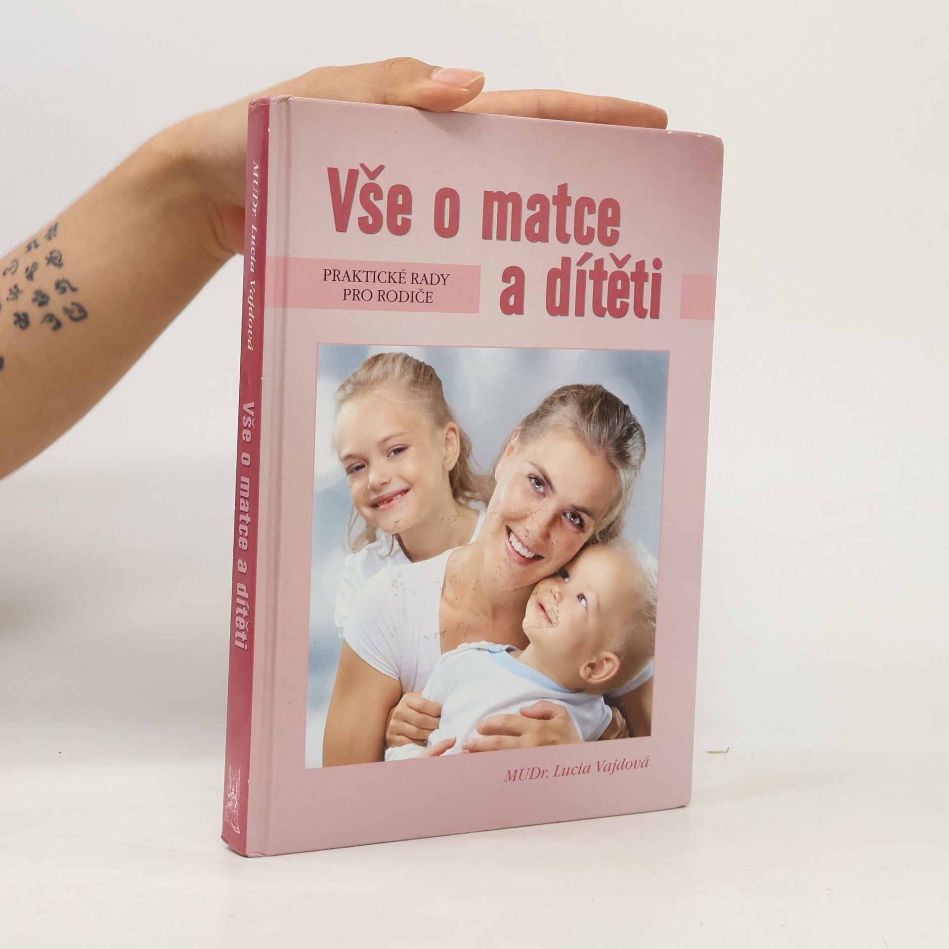 Lucia Vajdová Vše o matce a dítěti