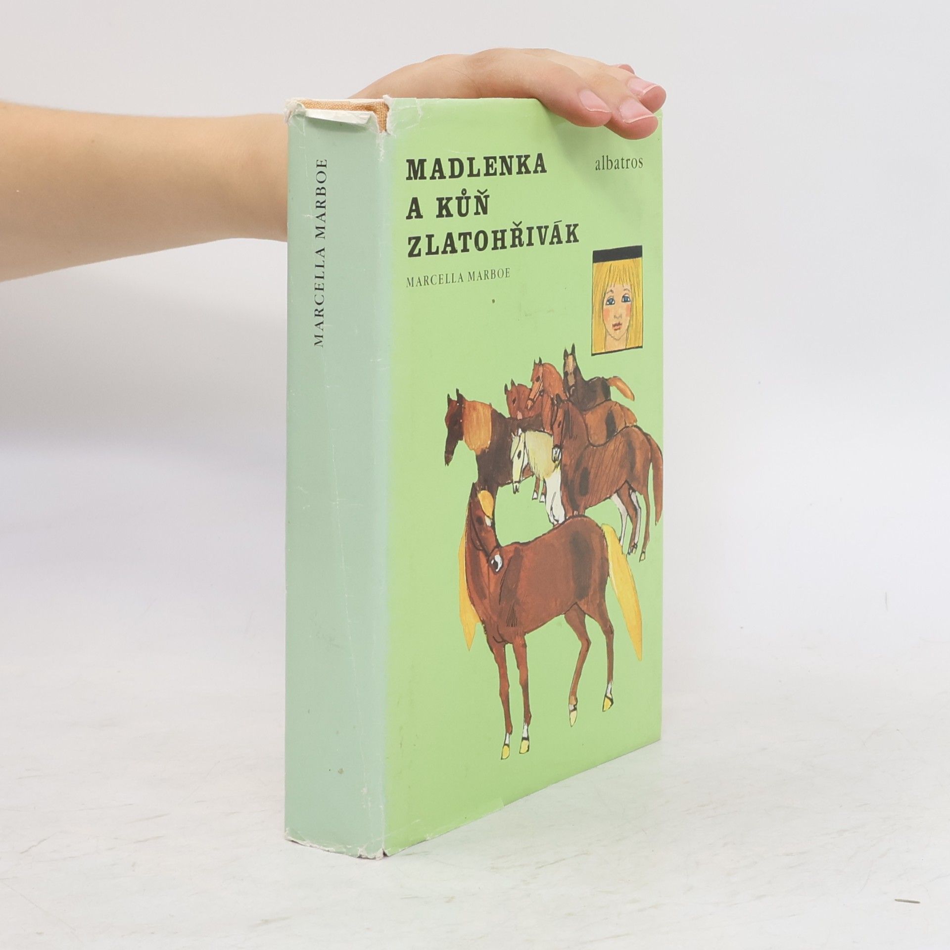 Marcella Marboe Madlenka a kůň Zlatohřivák