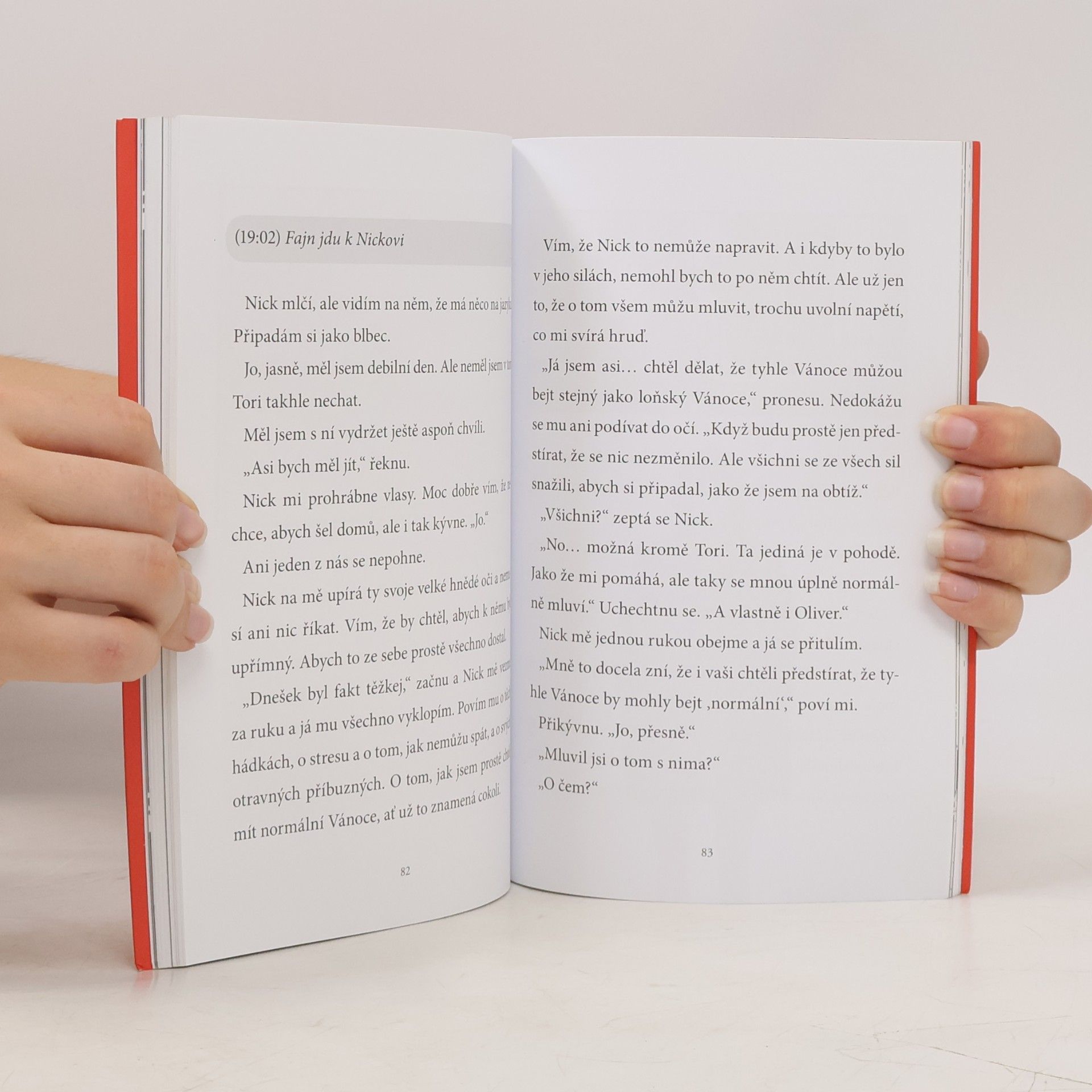 Alice Oseman Letos v zimě. Novela k Srdcerváčům