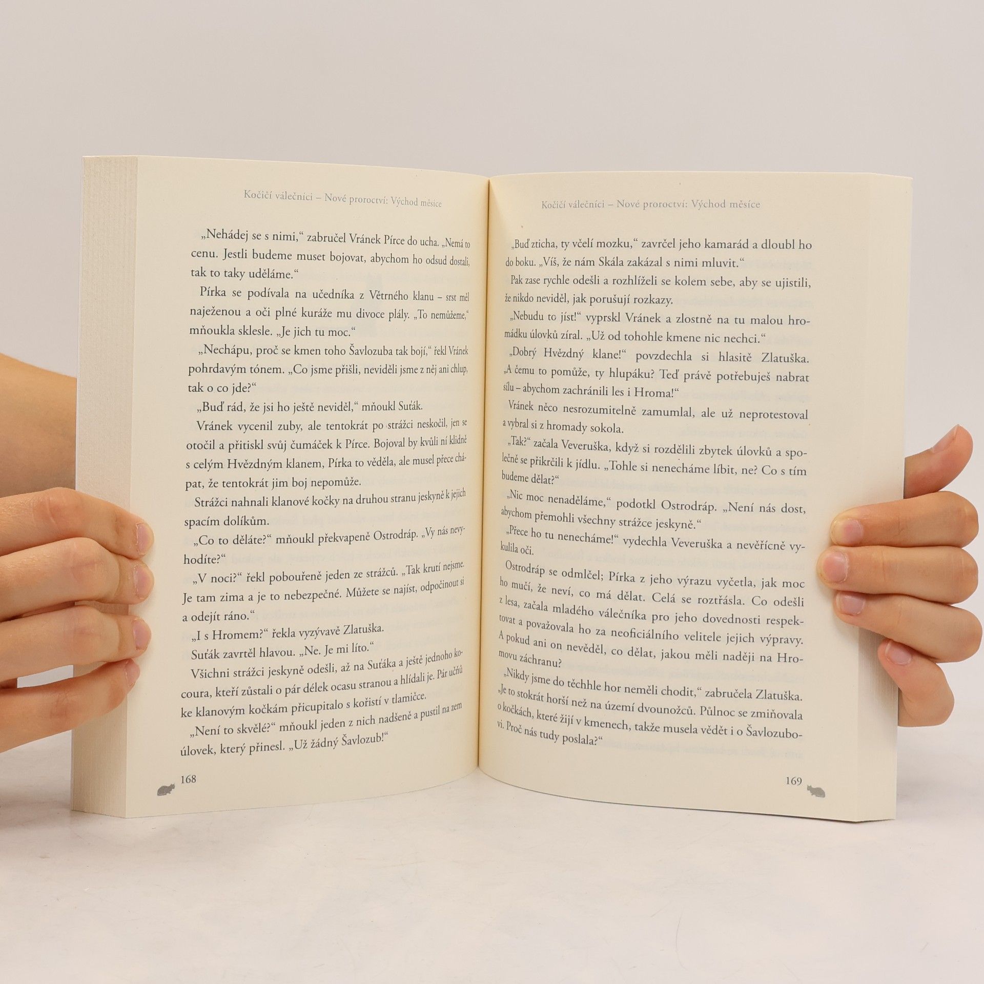 Erin Hunter Kočičí válečníci: Nové proroctví (2) - Východ měsíce