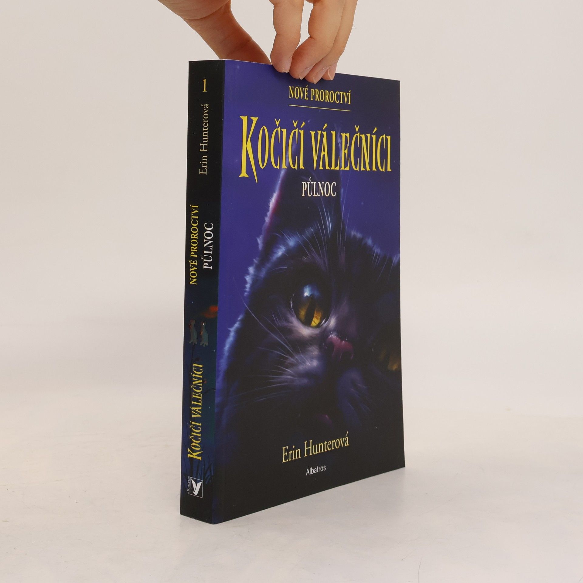 Erin Hunter Kočičí válečníci: Nové proroctví (1) - Půlnoc