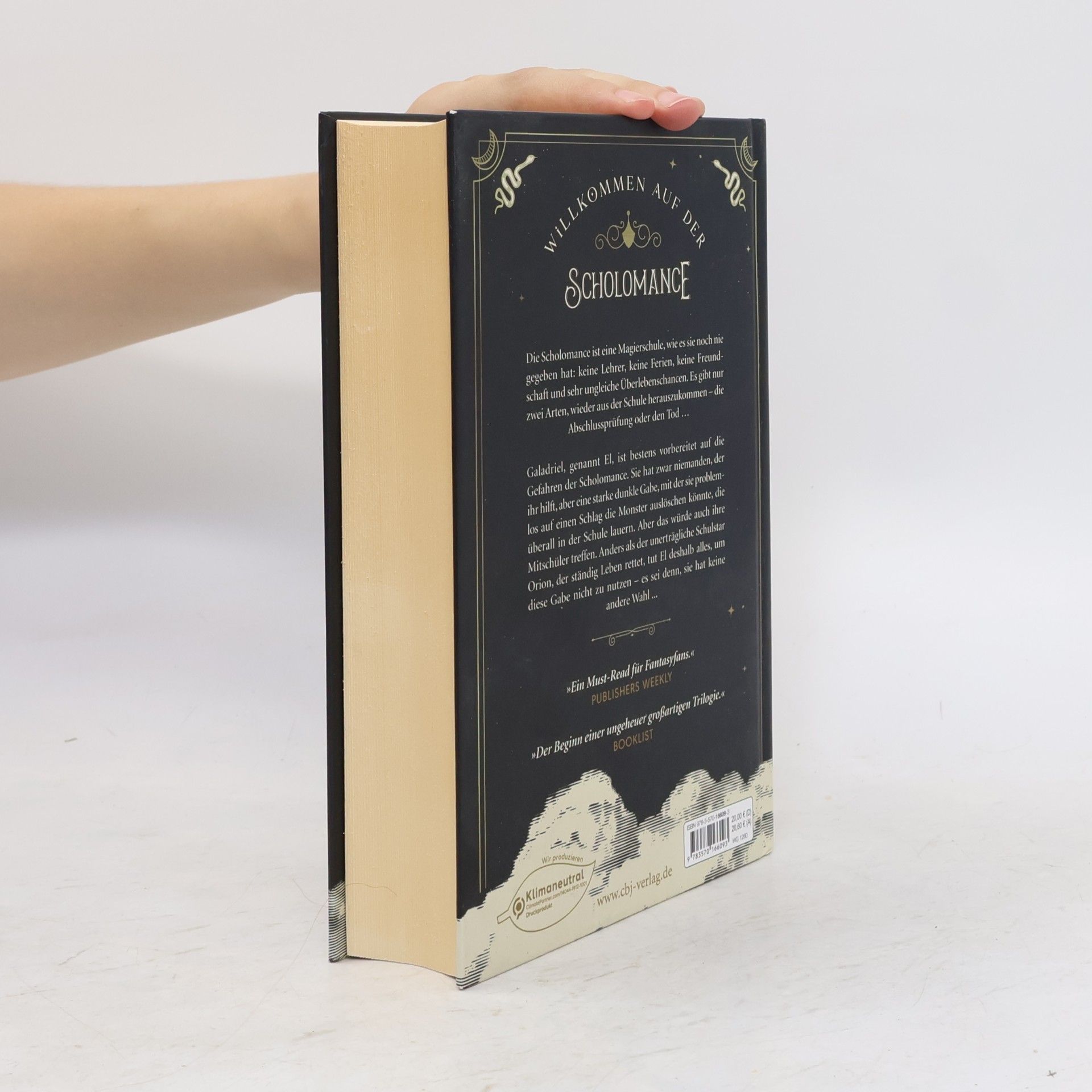 Naomi Novik Scholomance. Tödliche Lektion