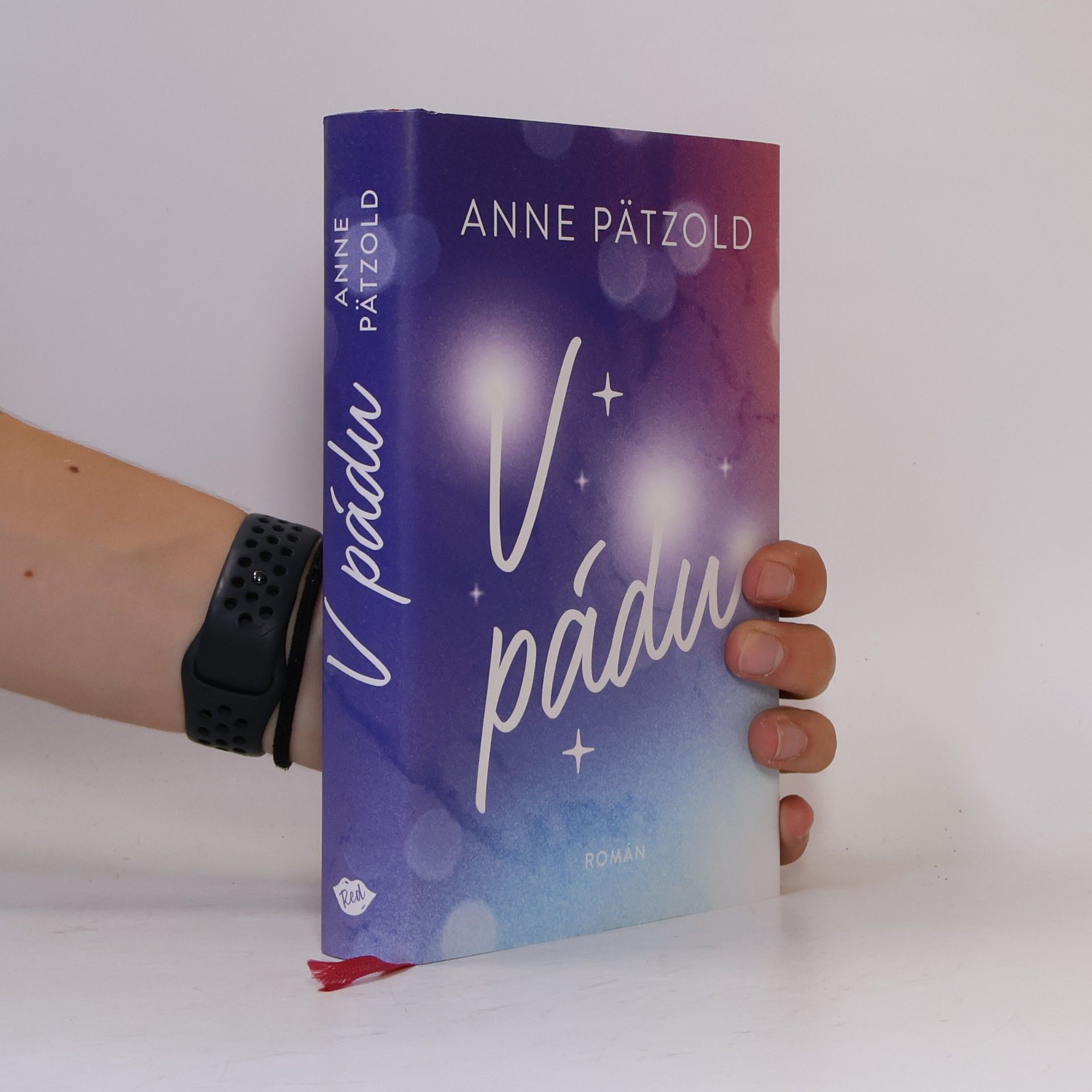 Anne Pätzold V pádu