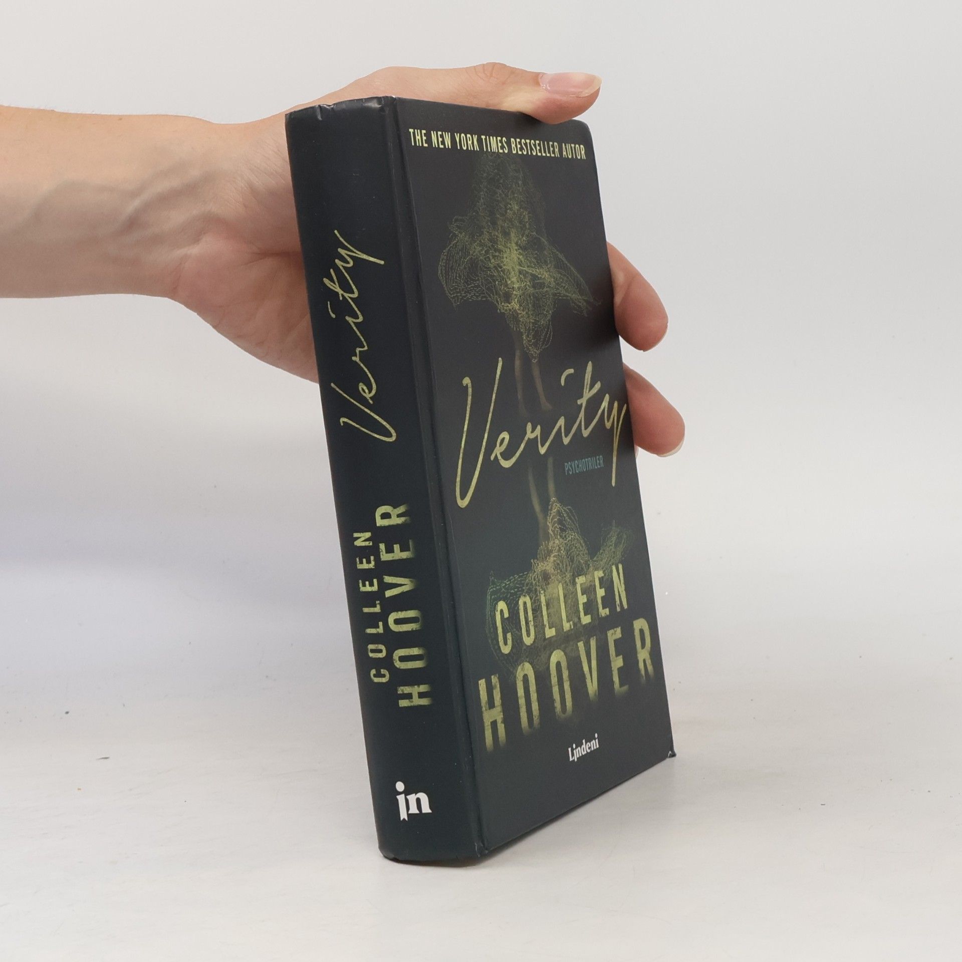 Colleen Hoover Verity