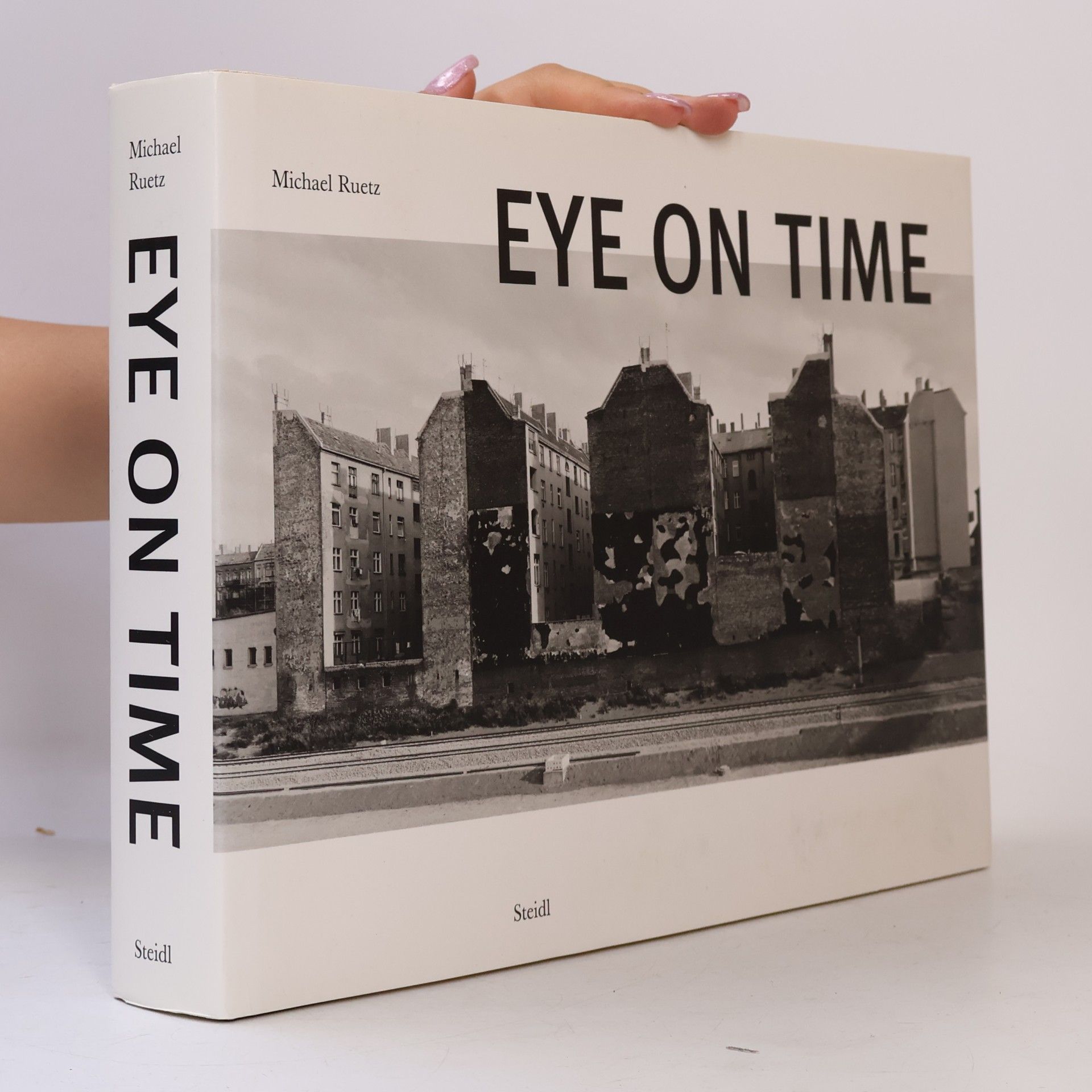 Eye On Time - Dtsch.-Engl.