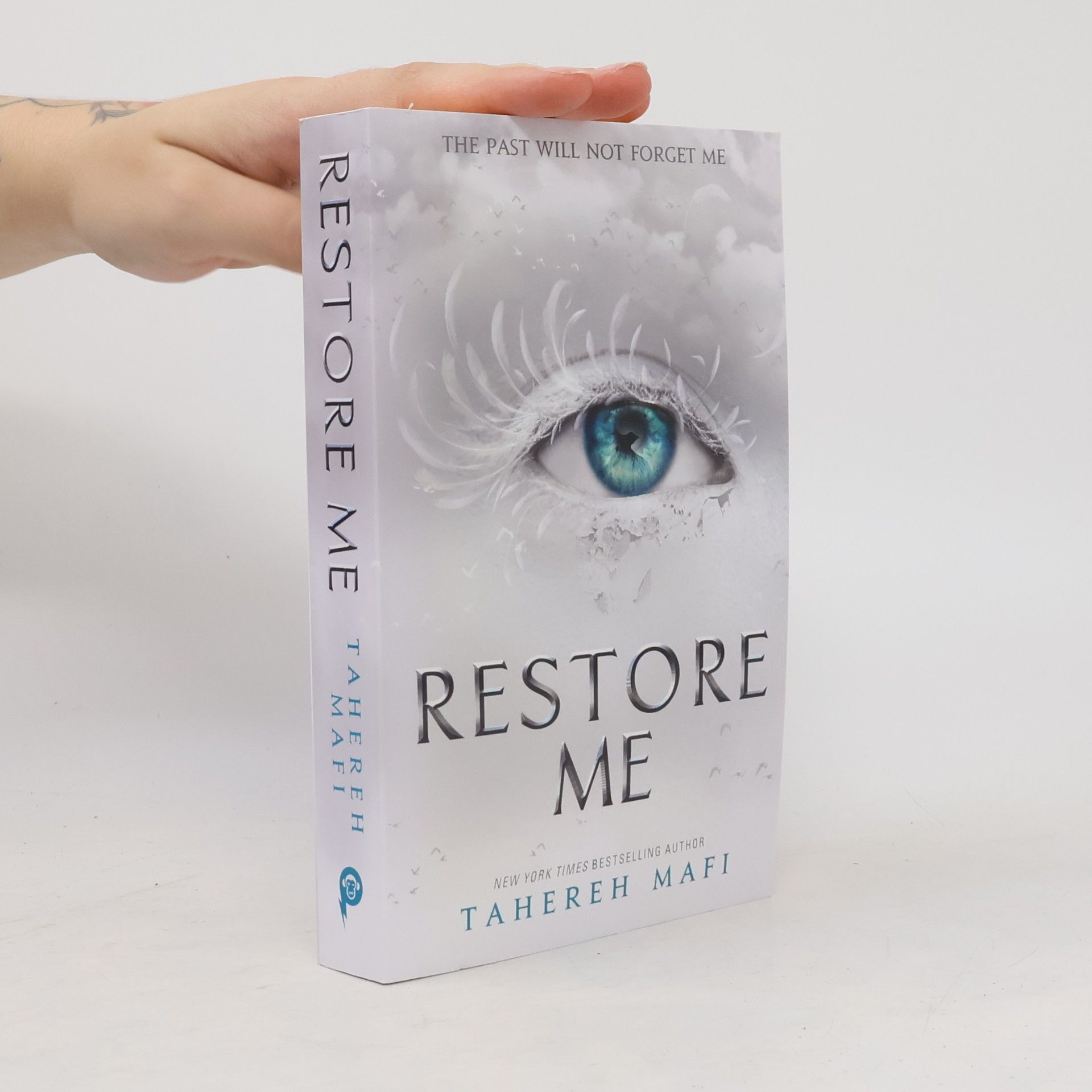 Tahereh Mafi Restore Me