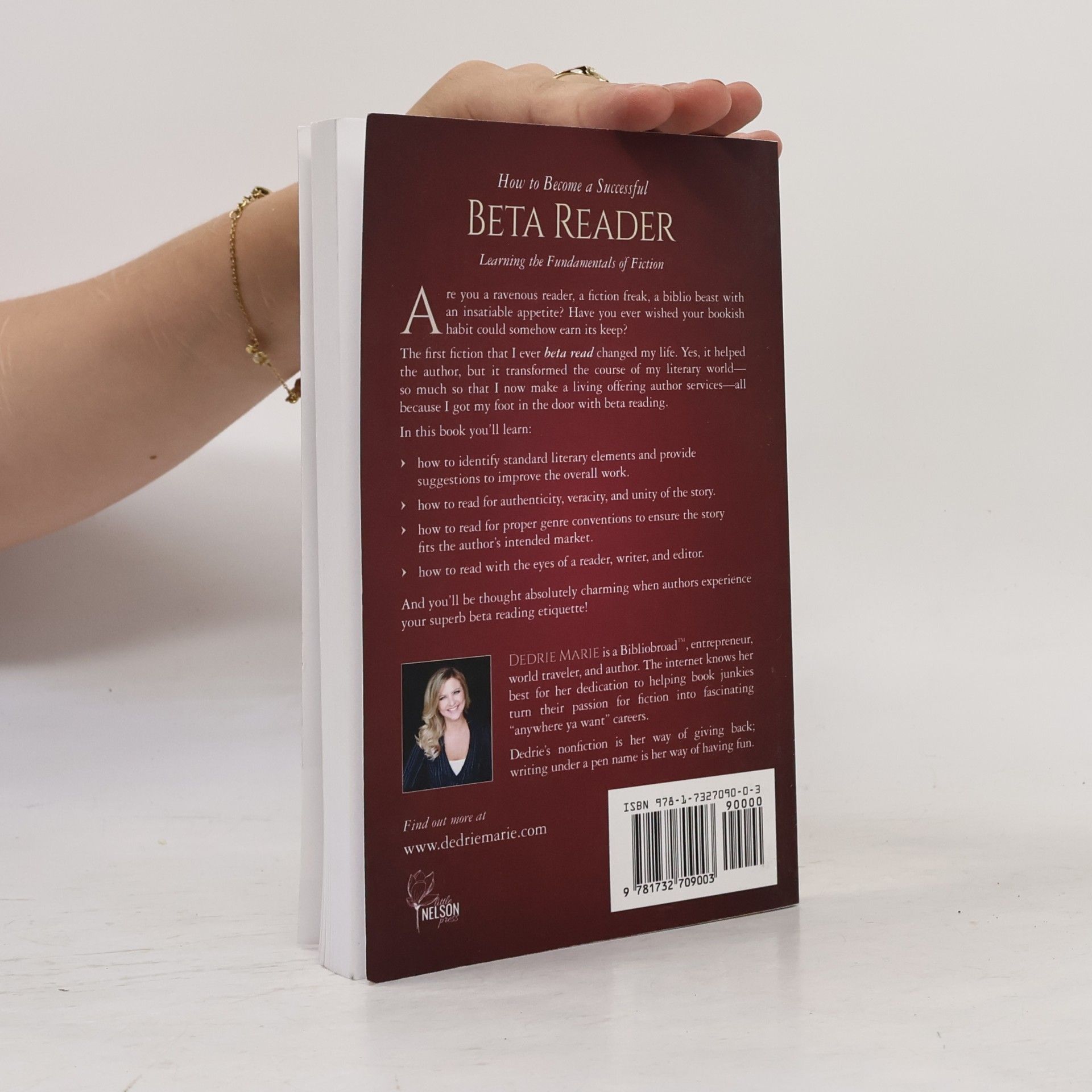 Dedrie Marie How to Become a Successful Beta Reader Book 1