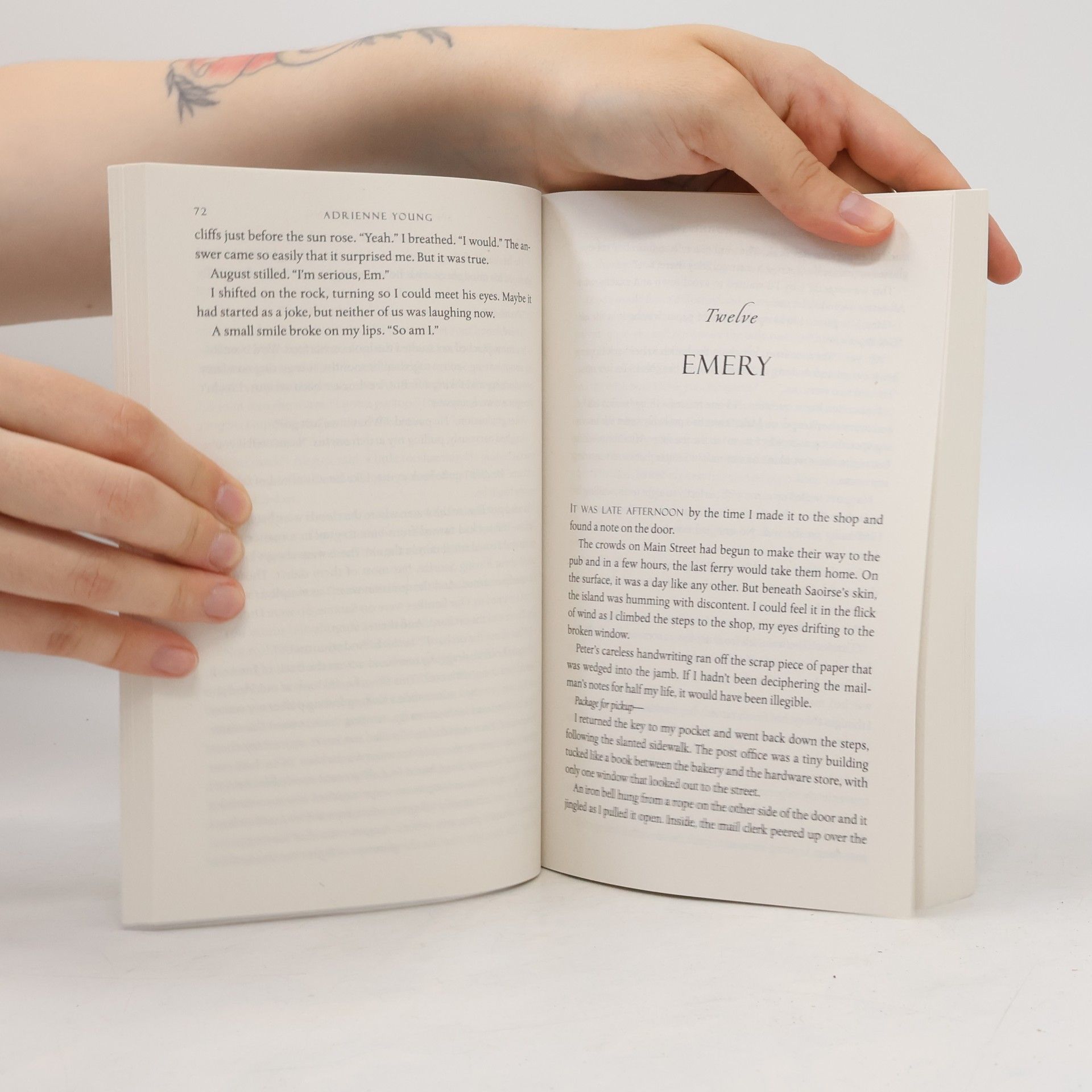 Adrienne Young Spells for Forgetting