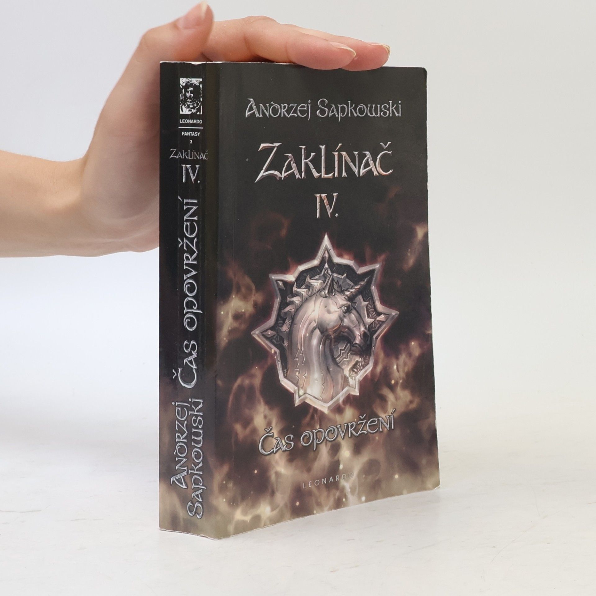 Andrzej Sapkowski Zaklínač IV. Čas opovržení