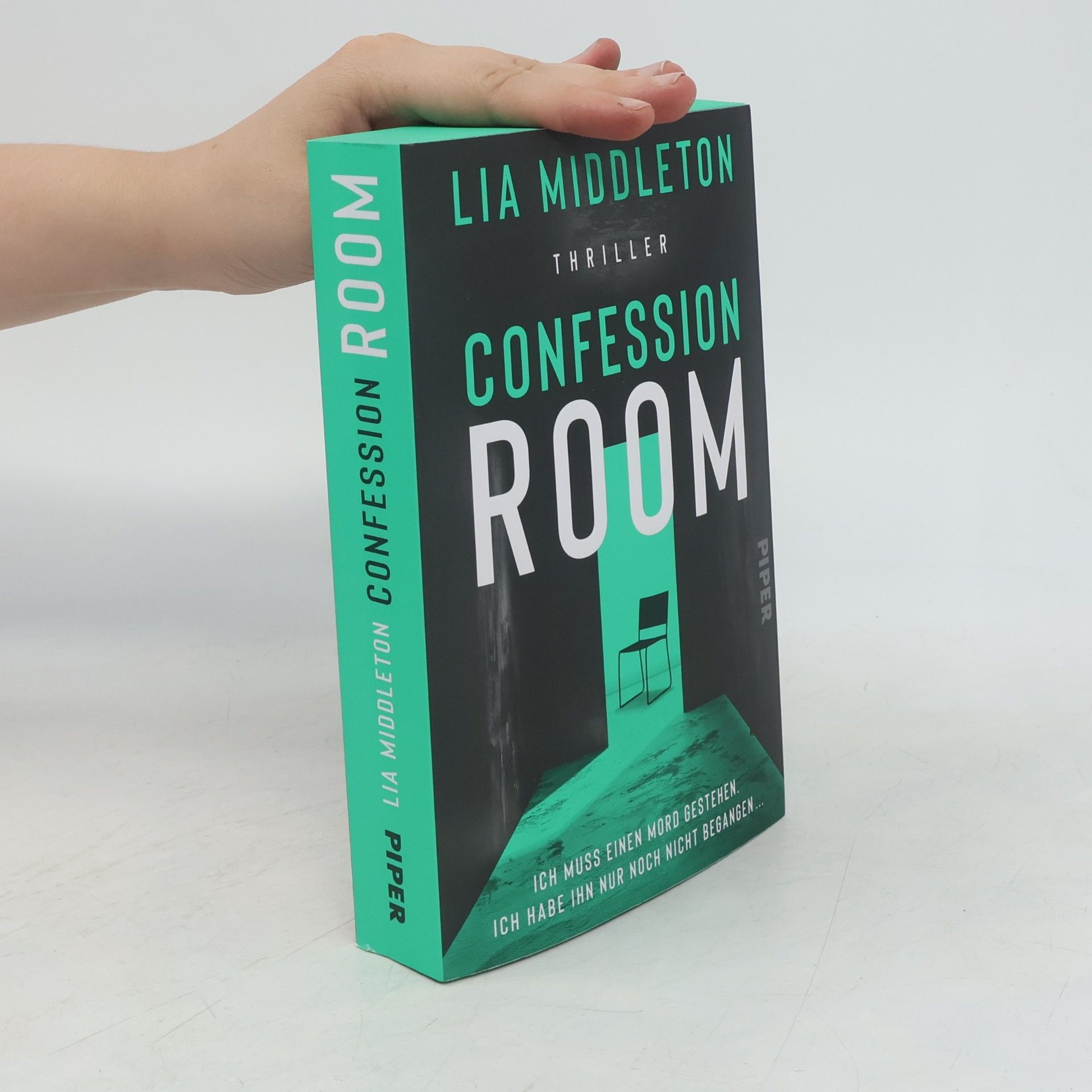 Lia Middleton Confession Room