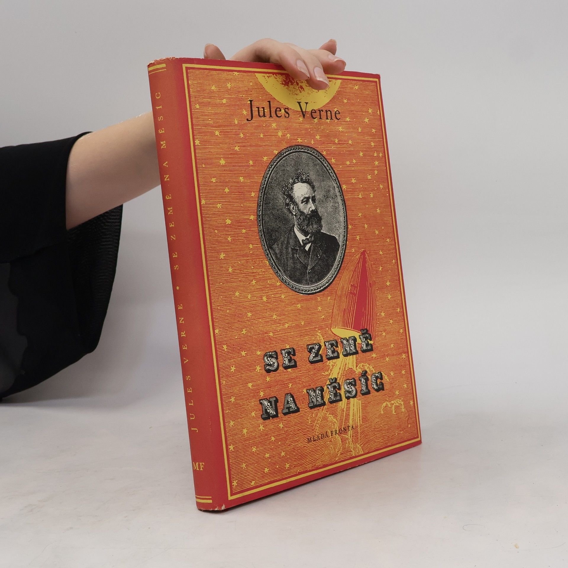 Jules Verne Ze země na Měsíc