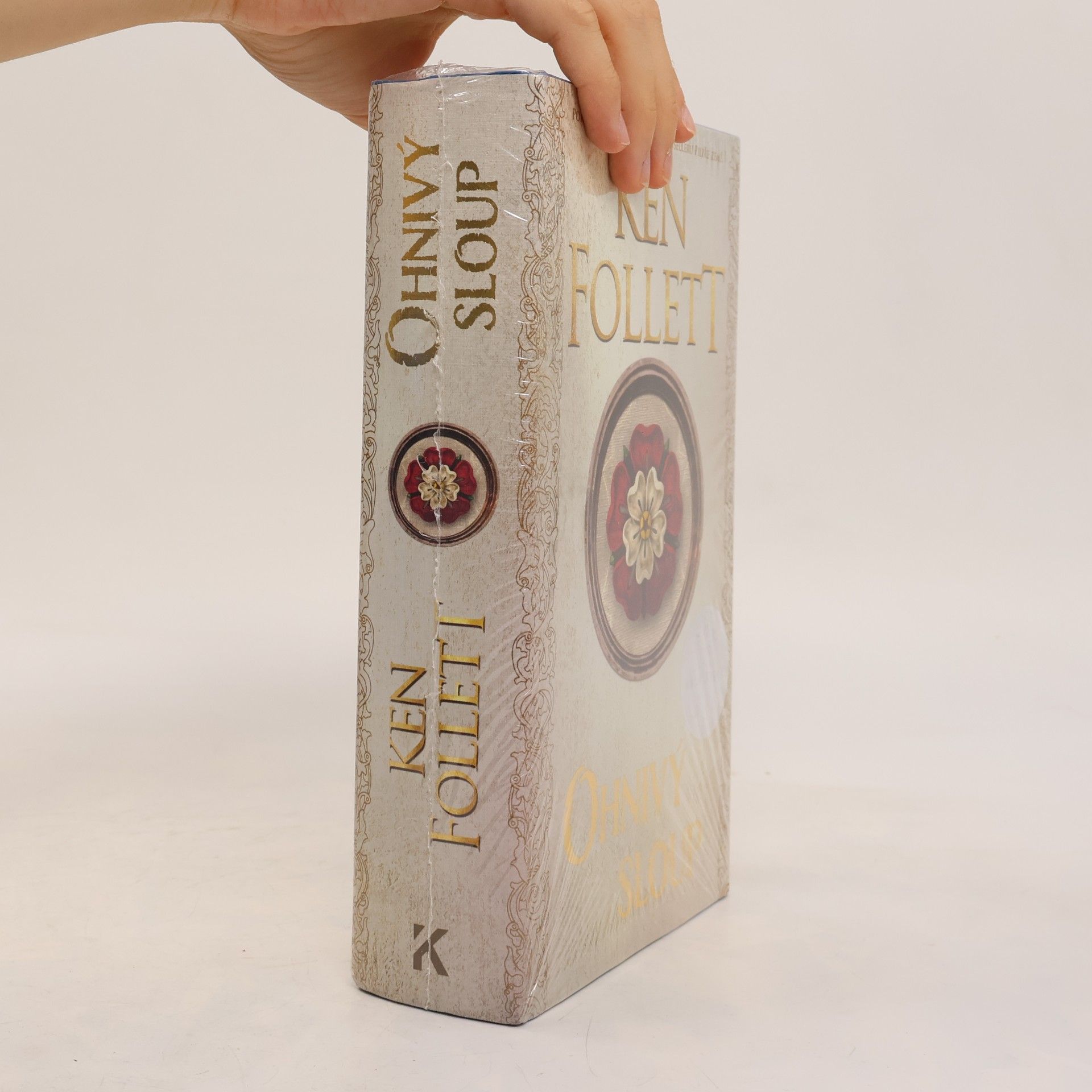 Ken Follett Ohnivý sloup