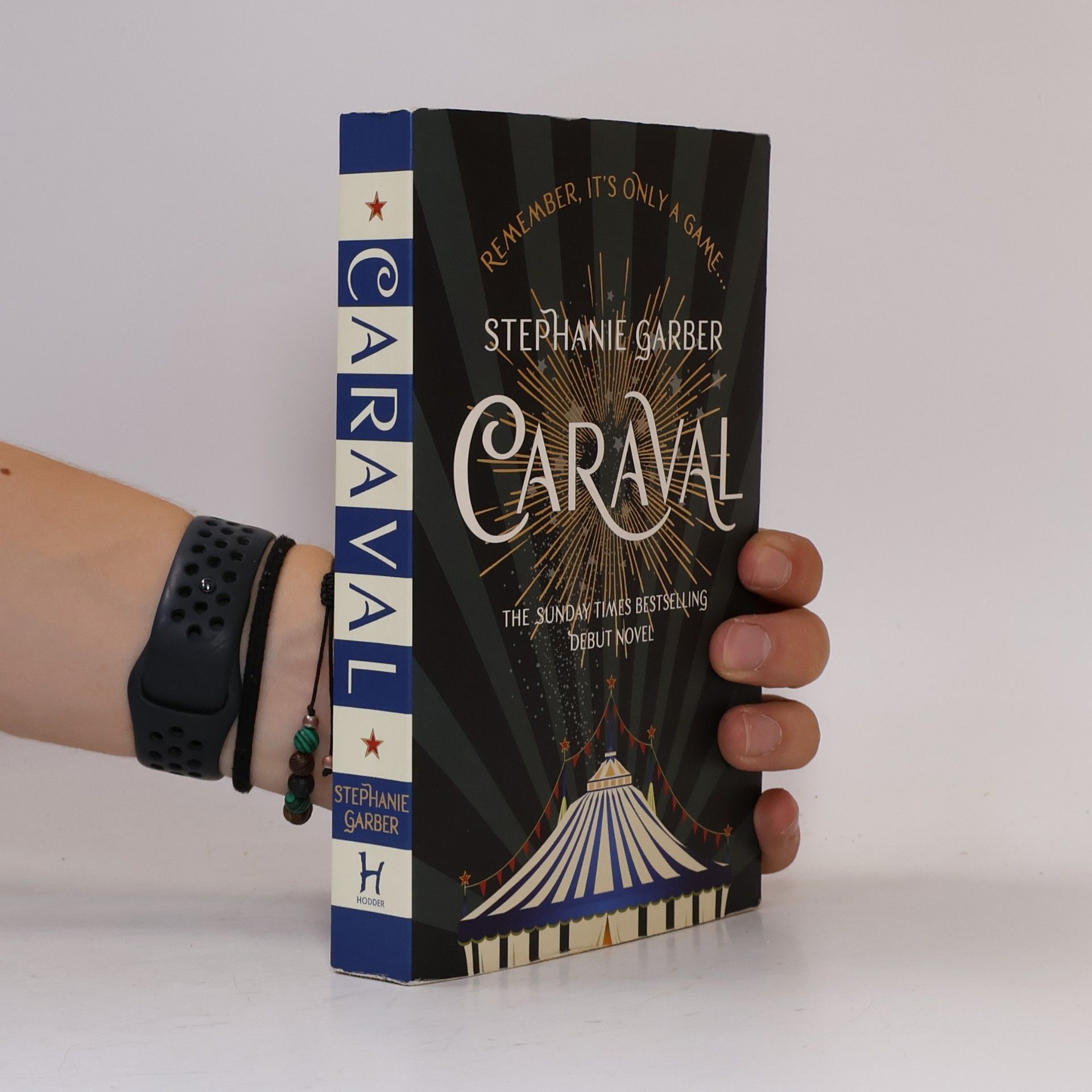 Stephanie Garber Caraval
